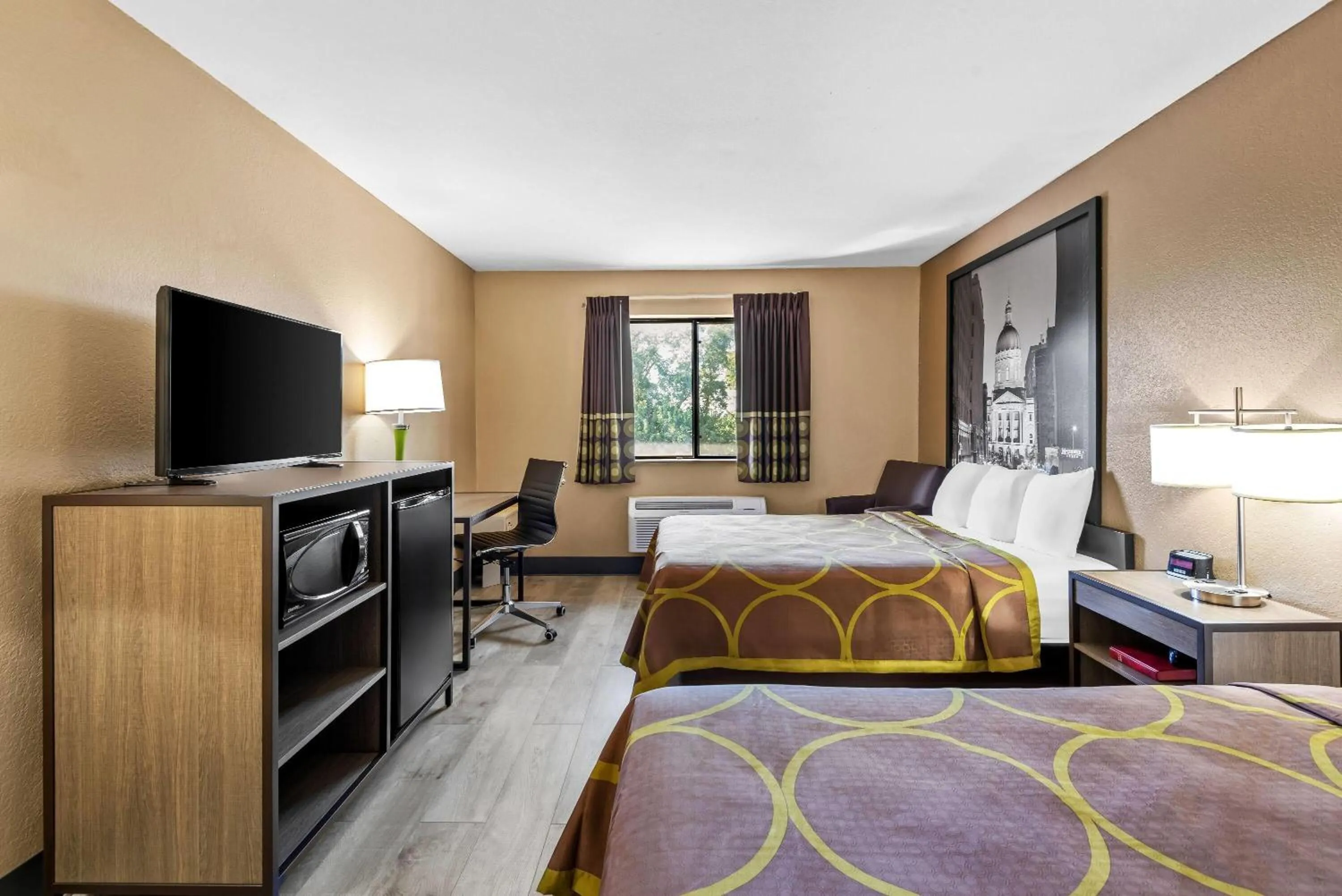 Bed in Super 8 by Wyndham Terre Haute