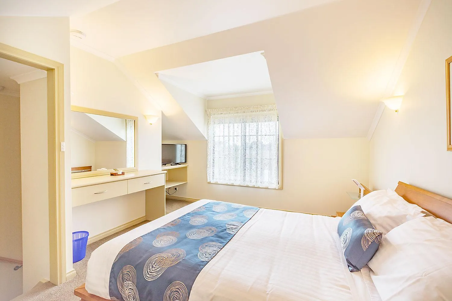 Bed in Queechy Motel