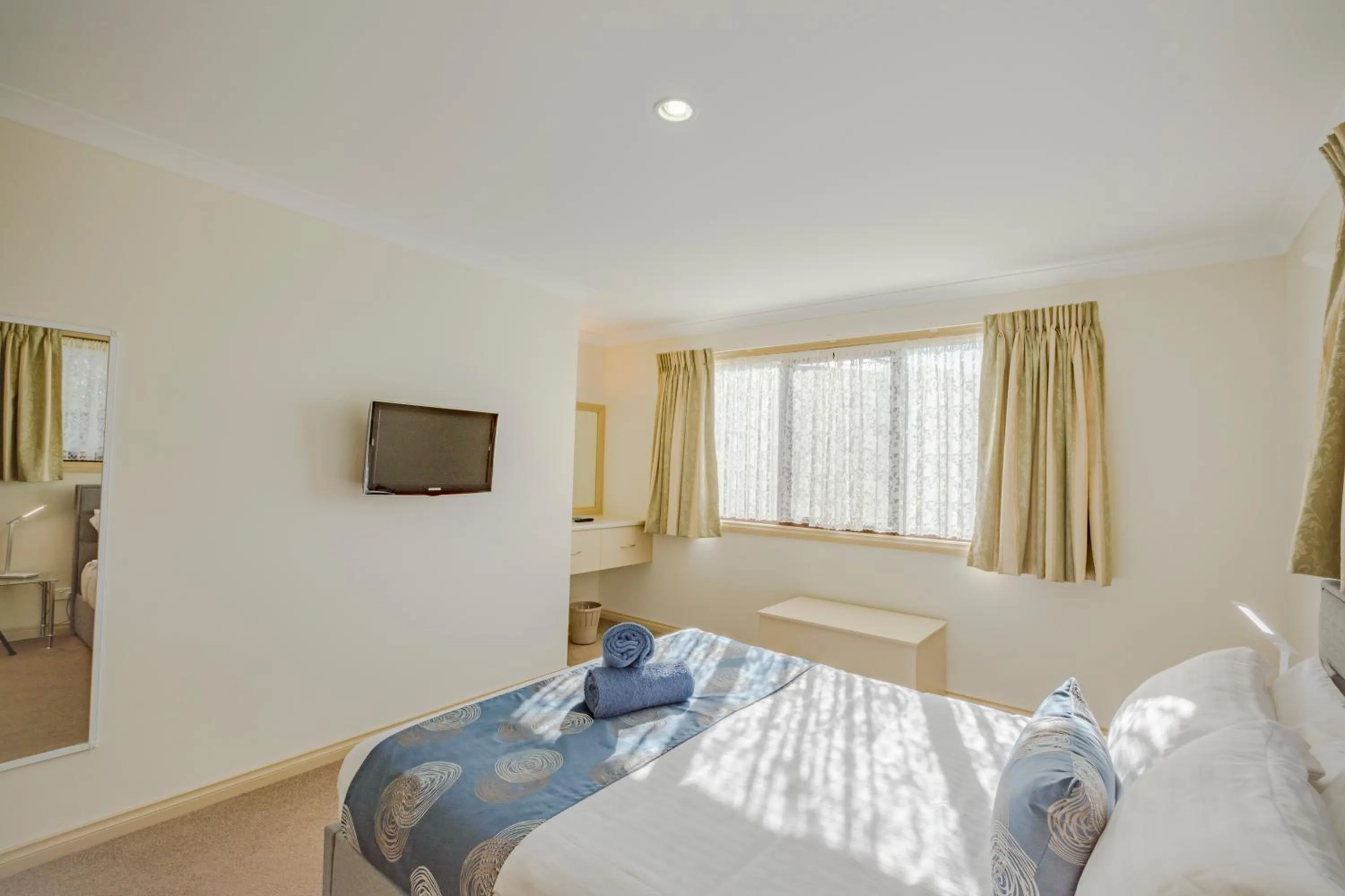 Bed in Queechy Motel