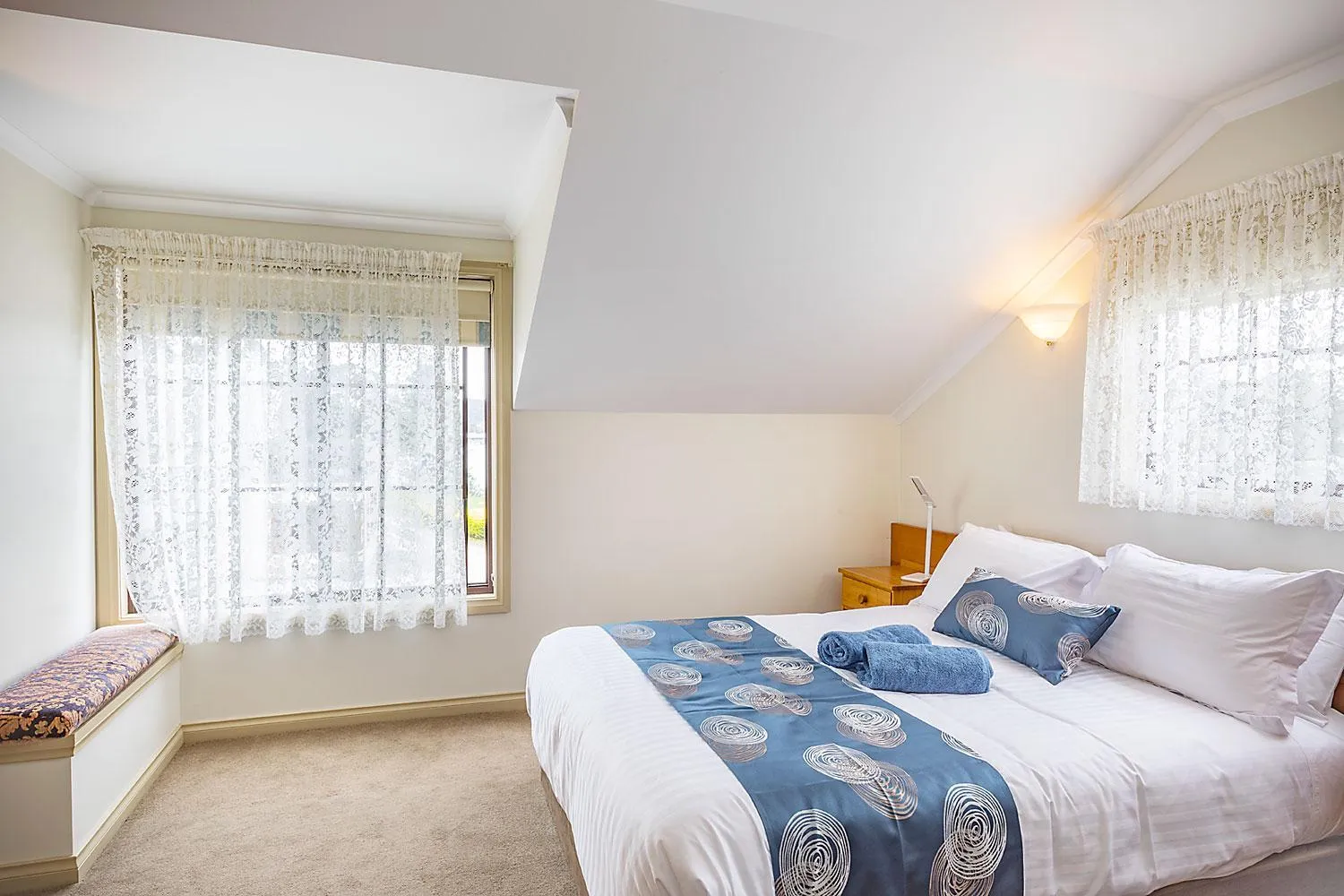 Bed in Queechy Motel