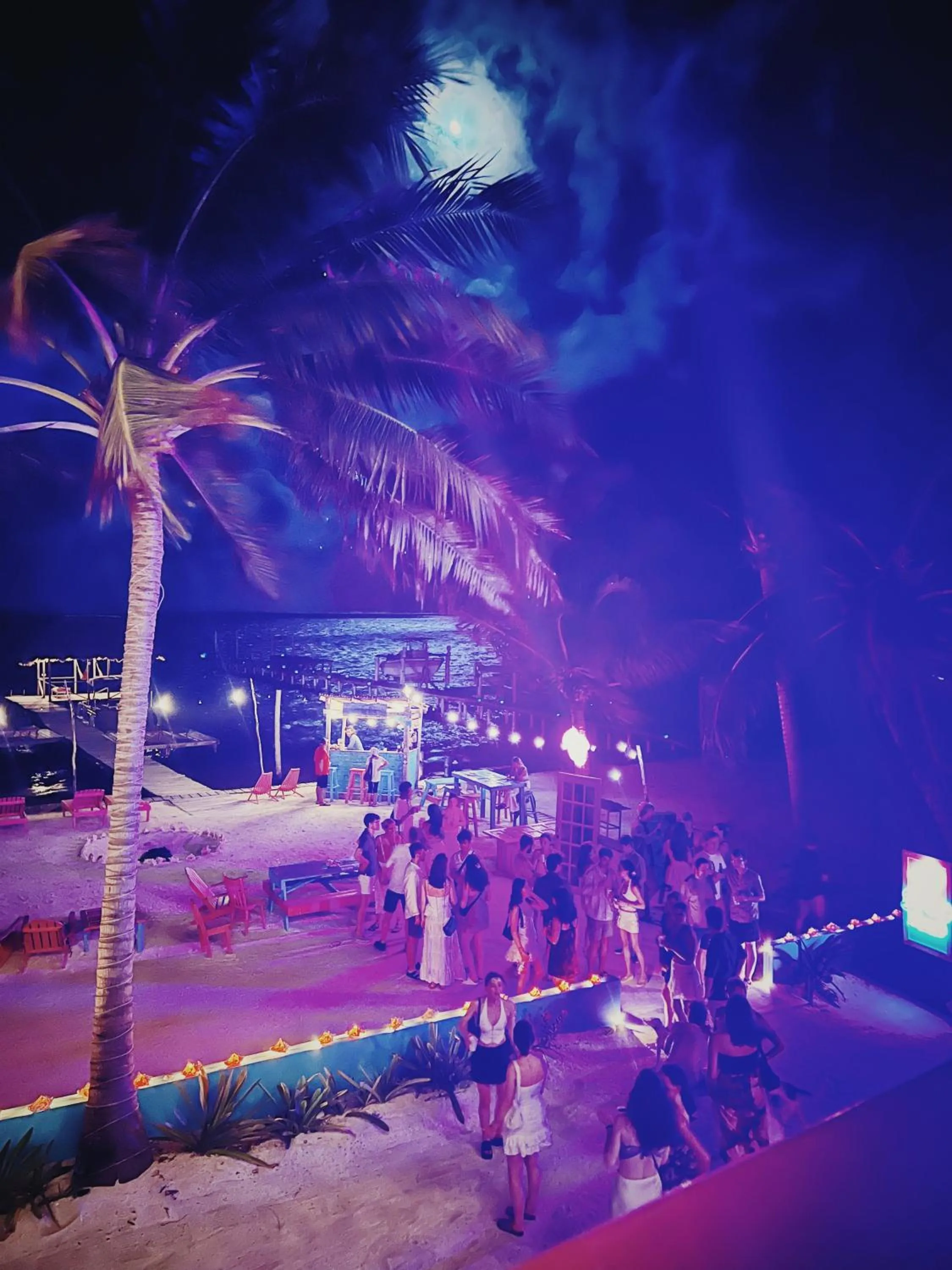 Barefoot Beach Belize