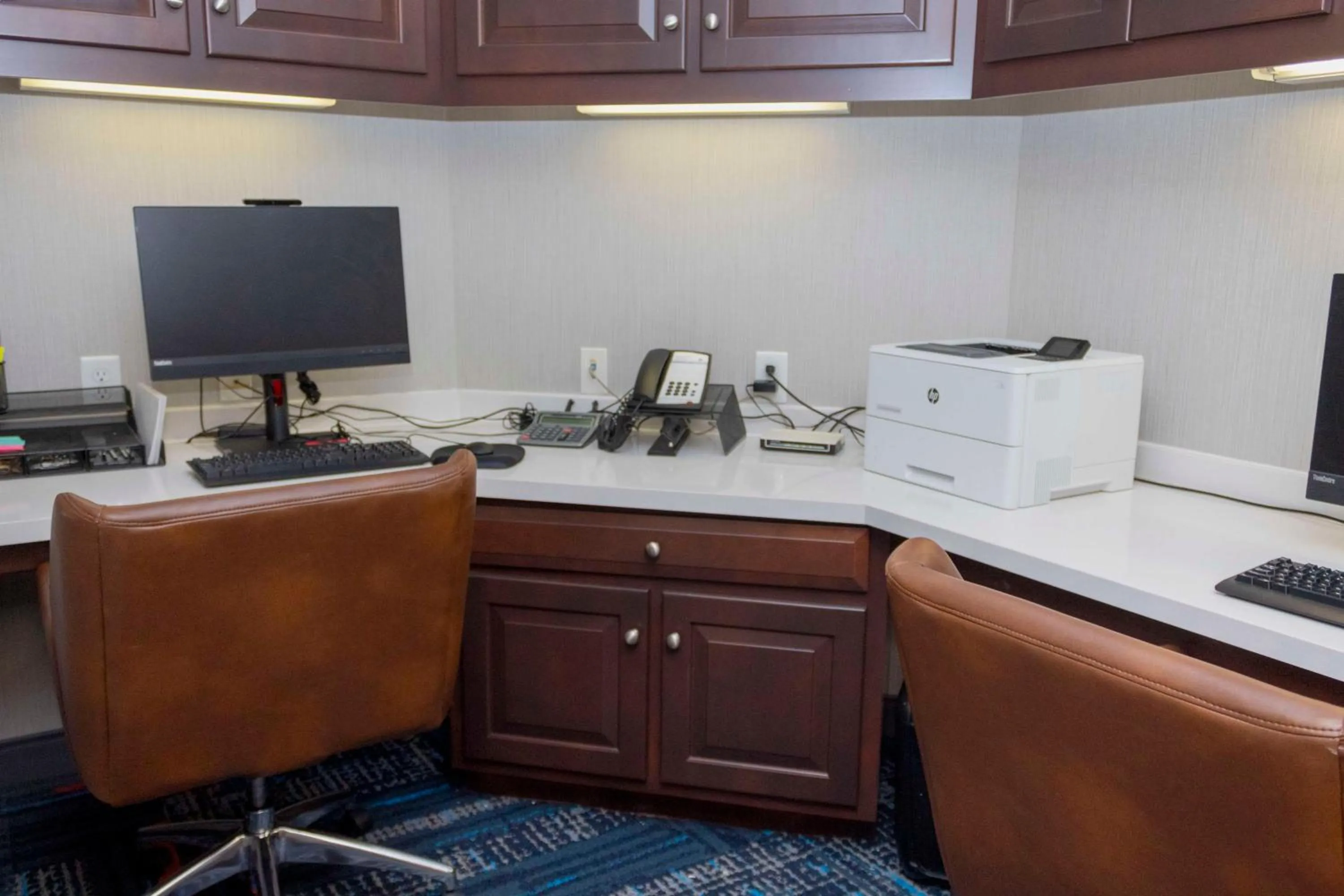 Business facilities in Hampton Inn & Suites Riverton