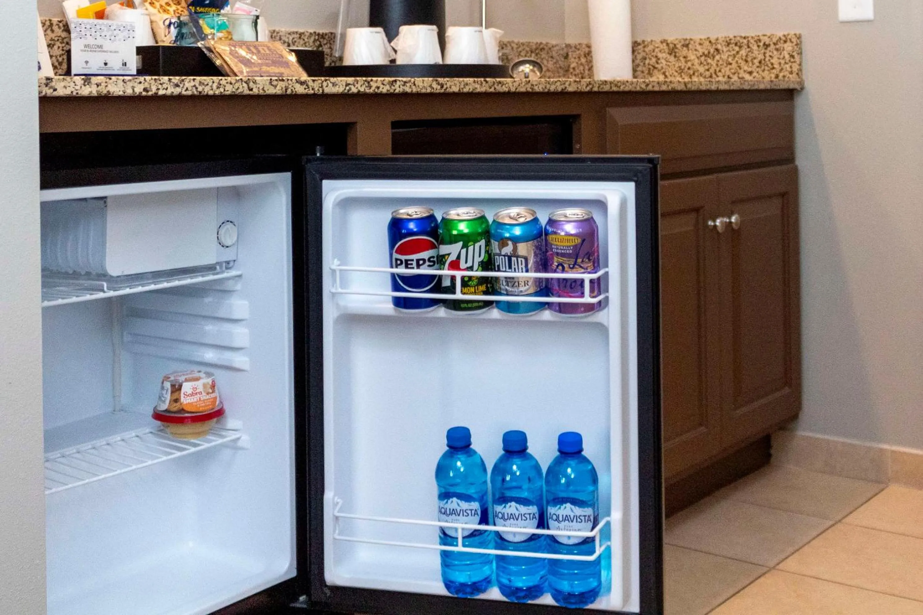 Photo of the whole room in Hampton Inn & Suites Riverton