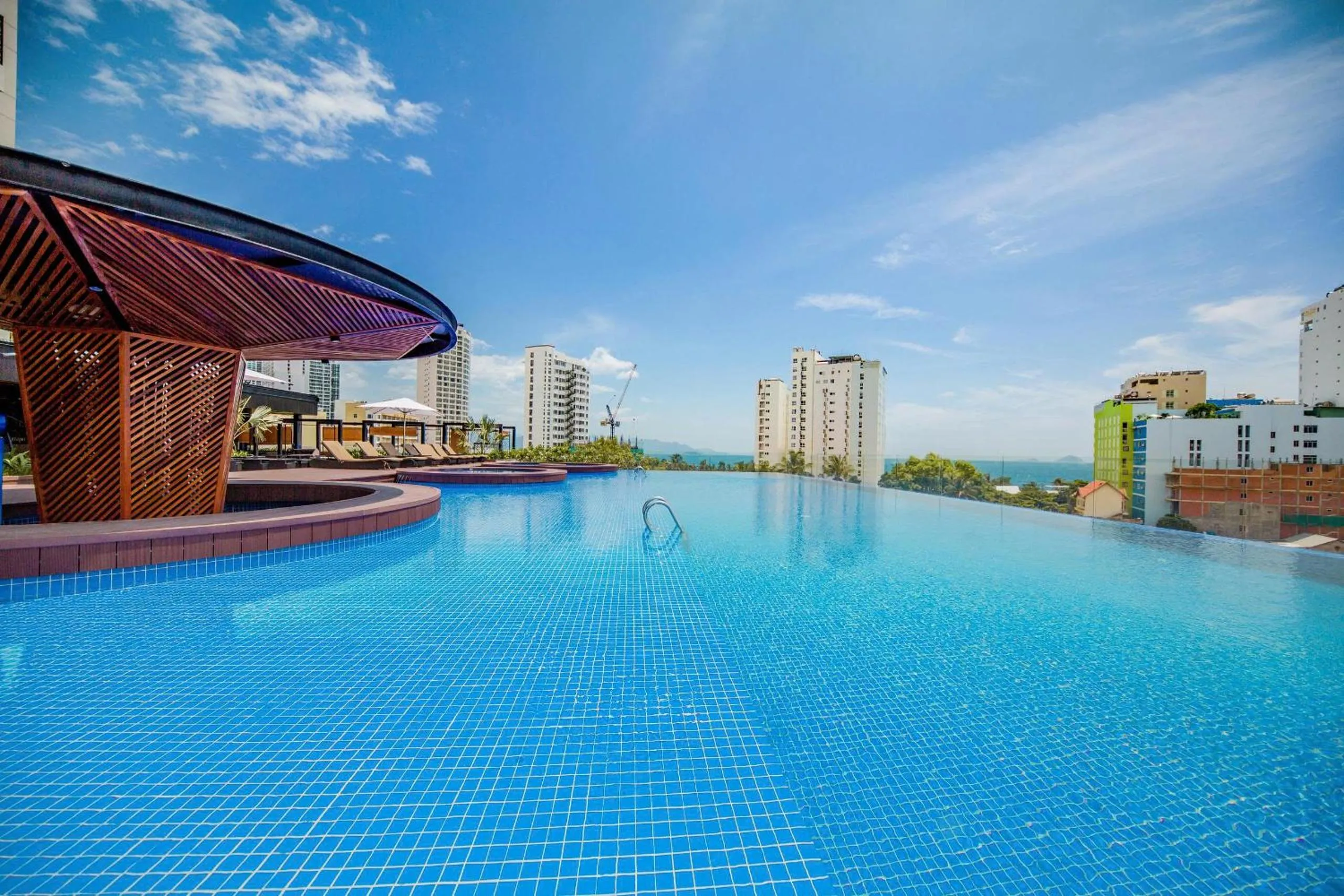 Day in Quinter Central Nha Trang