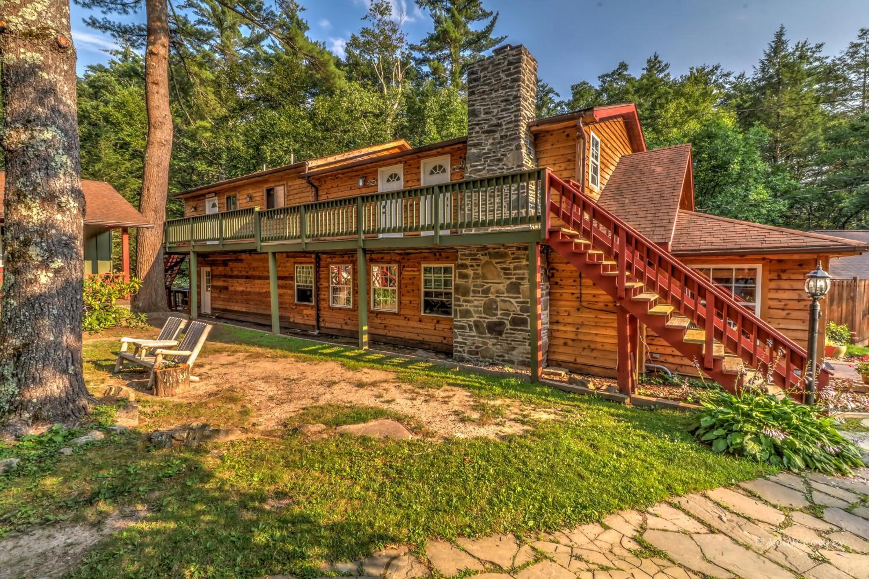 Property building in Magnolia Streamside Resort