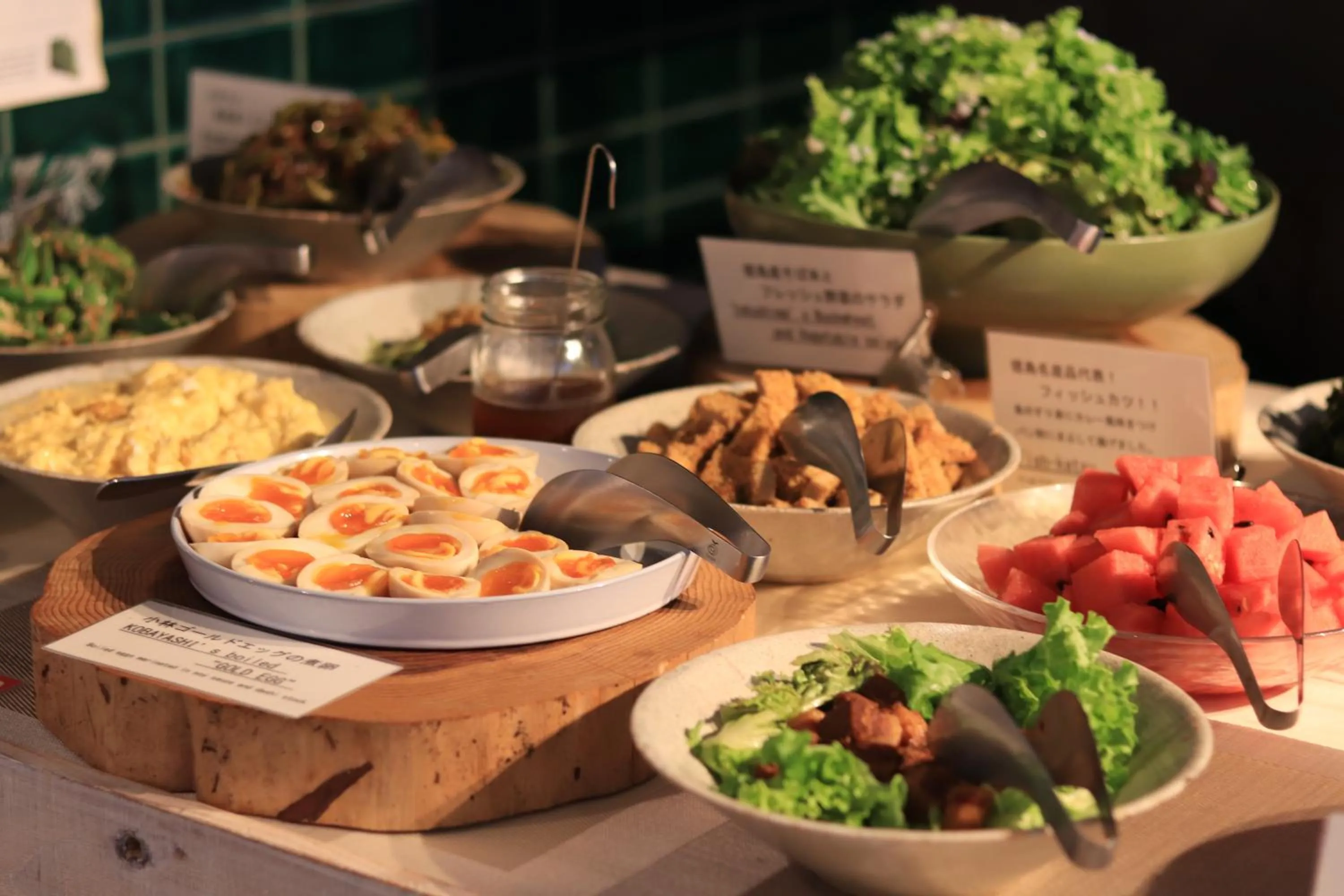 Restaurant/places to eat in Turn Table