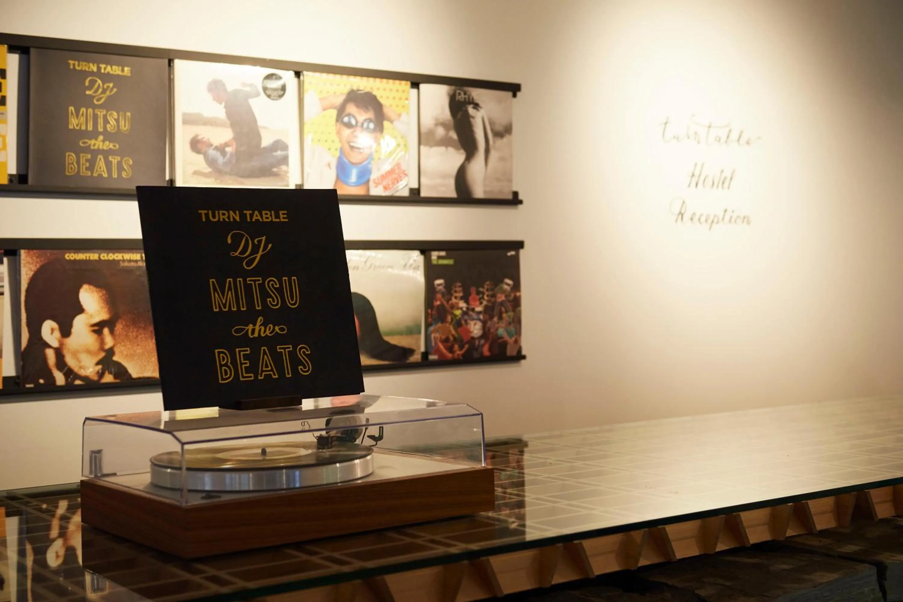 Lobby or reception in Turn Table