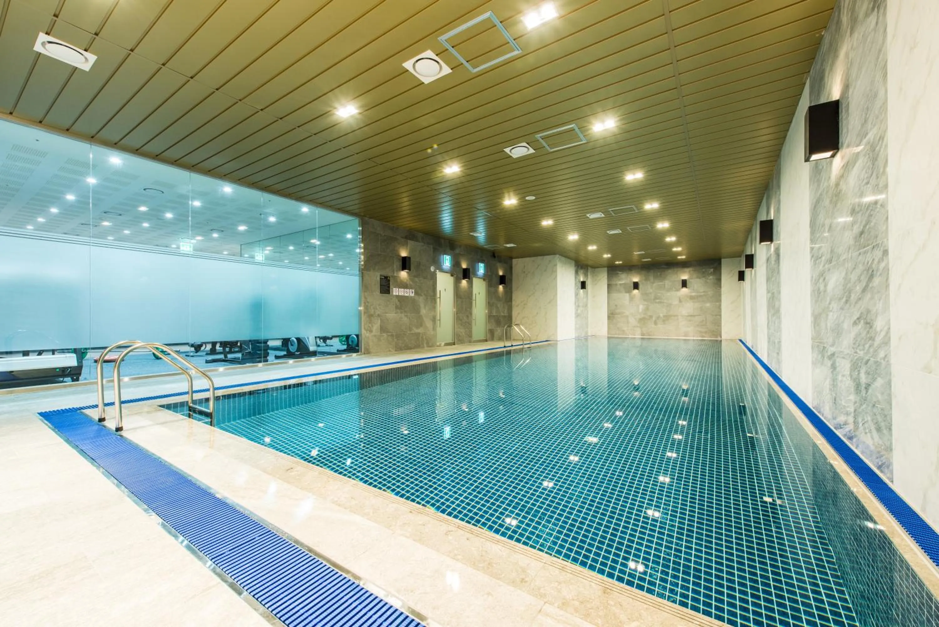 Swimming pool in ENA Suite Hotel Namdaemun