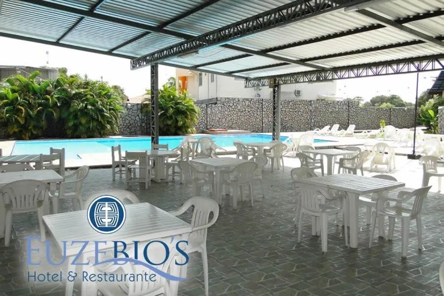 Swimming pool in Hotel Euzebio´s