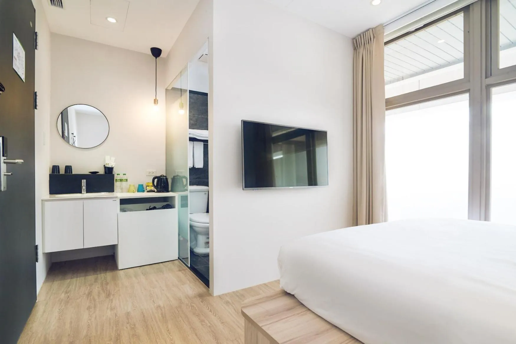 Photo of the whole room, Bed in CHECK Inn Express New Taipei Tamsui