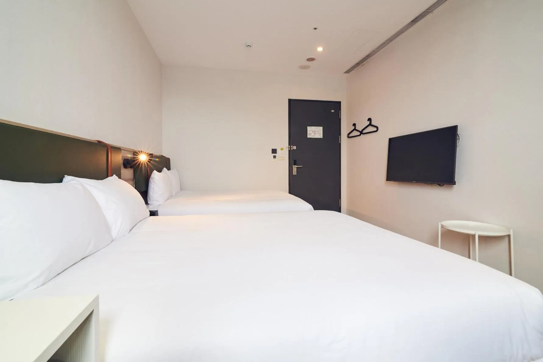 Bed in CHECK Inn Express New Taipei Tamsui