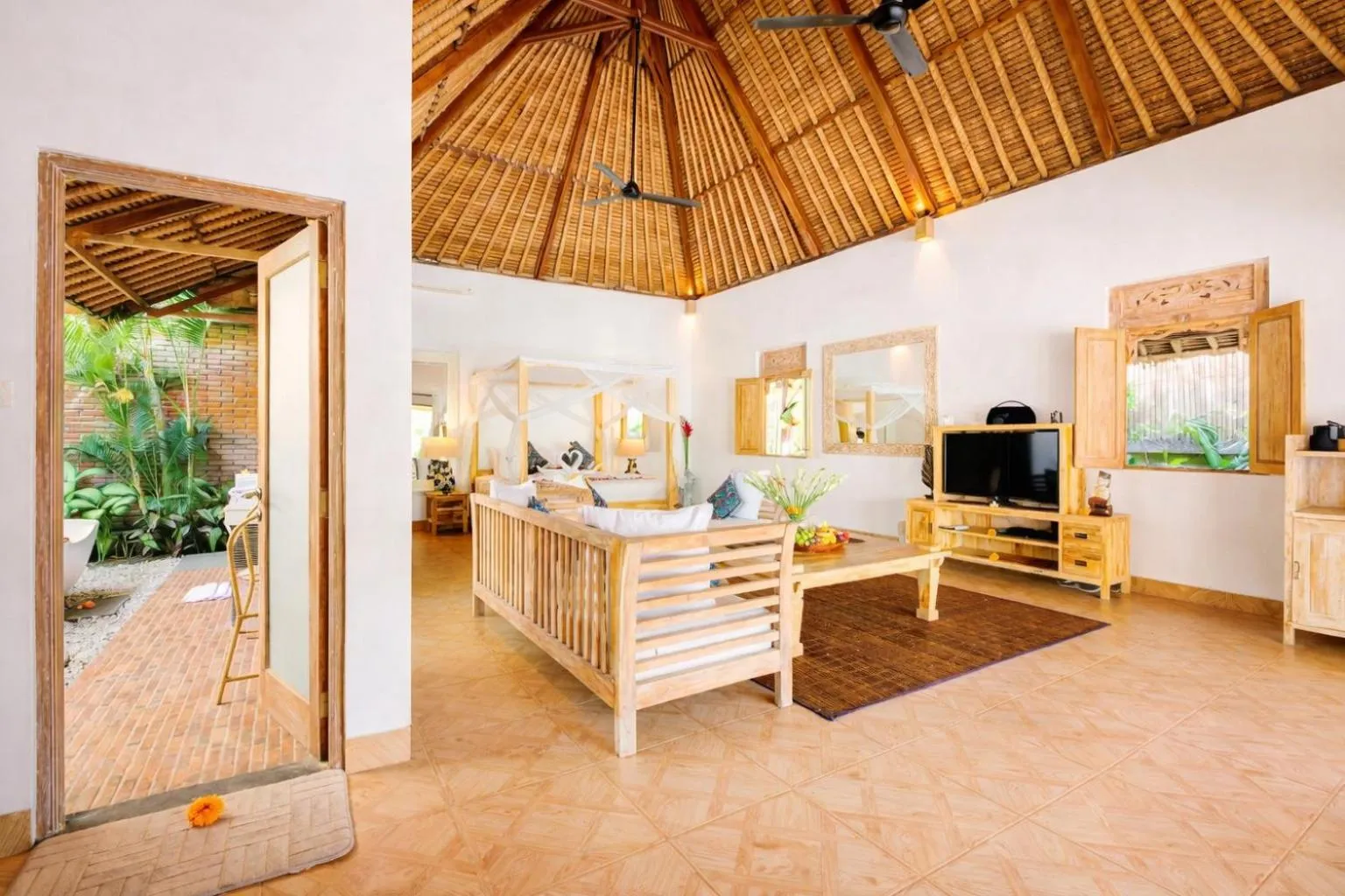 TV and multimedia in Villa Bedauh Ubud Managed by Manara