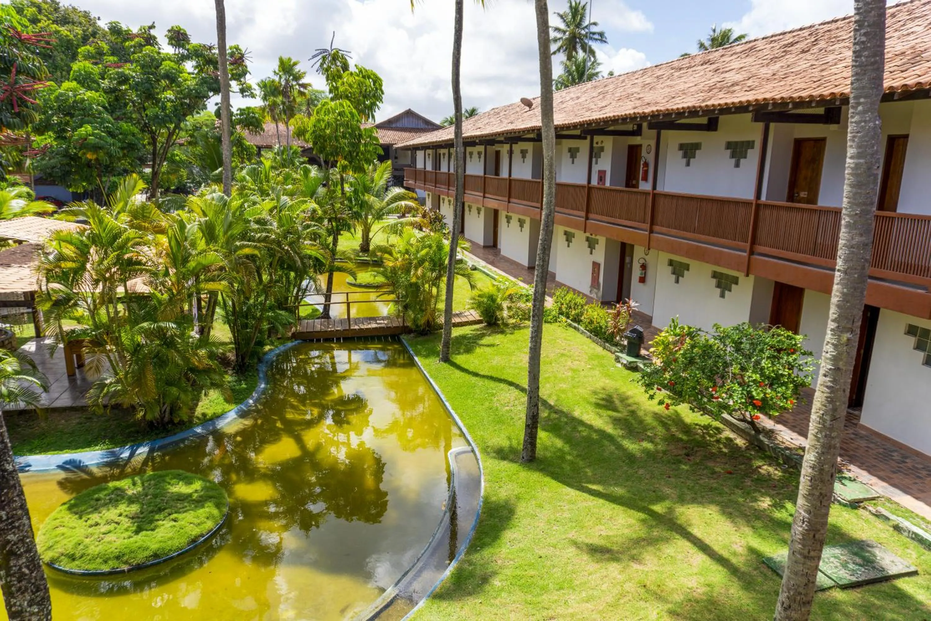 Property building in Amoaras Resort