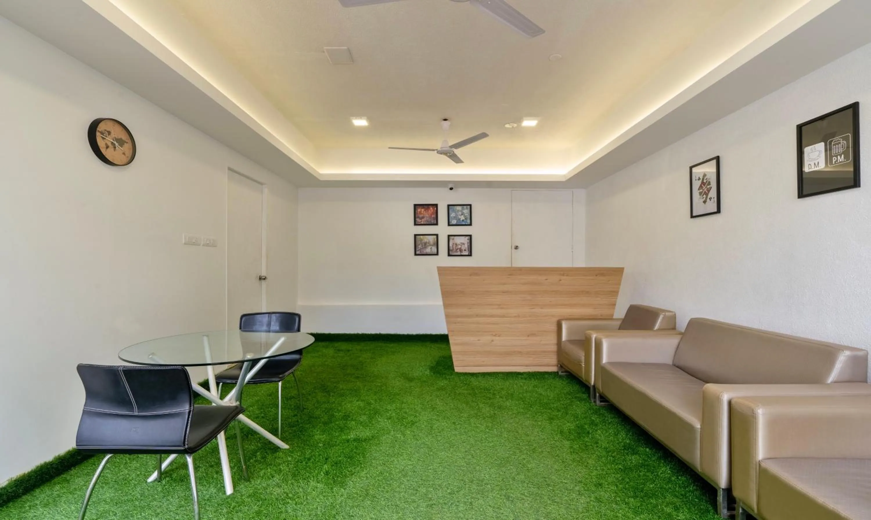 Lobby or reception in Treebo Midvalley Residence