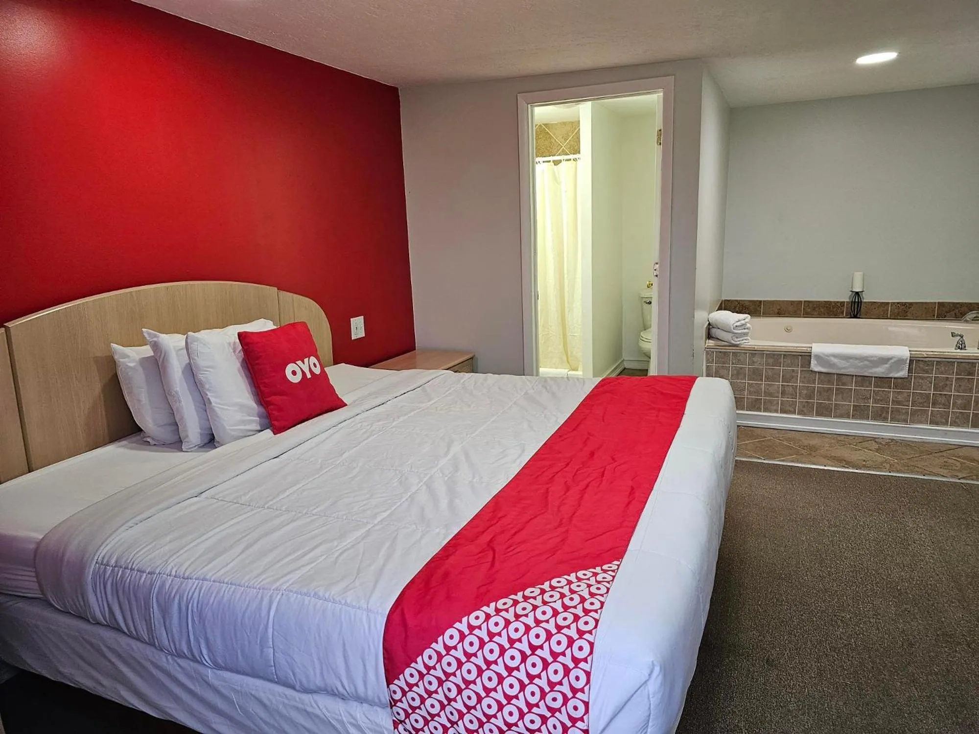 Bedroom, Bed in OYO Hotel Starlite Seneca Falls