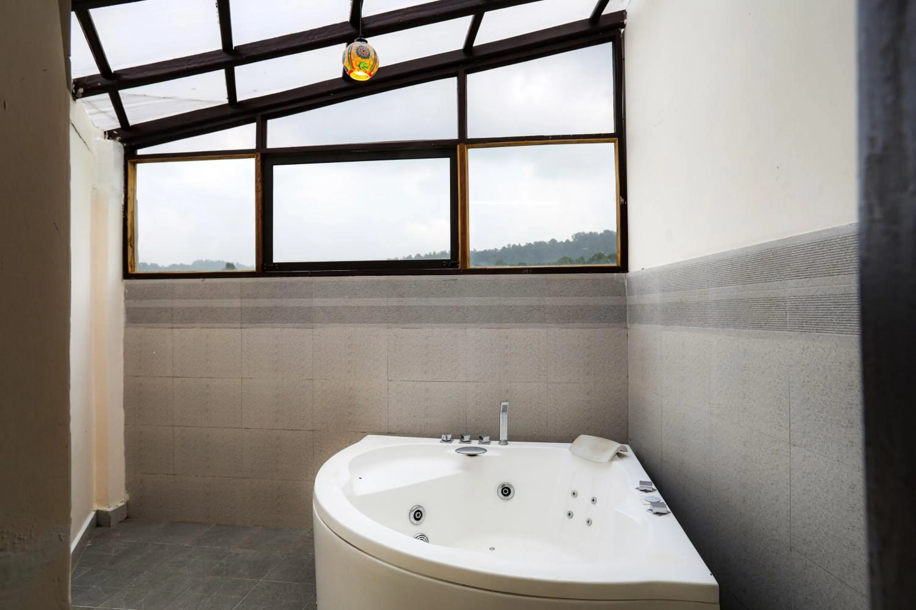 Bathroom in Corbett Panorama Resort