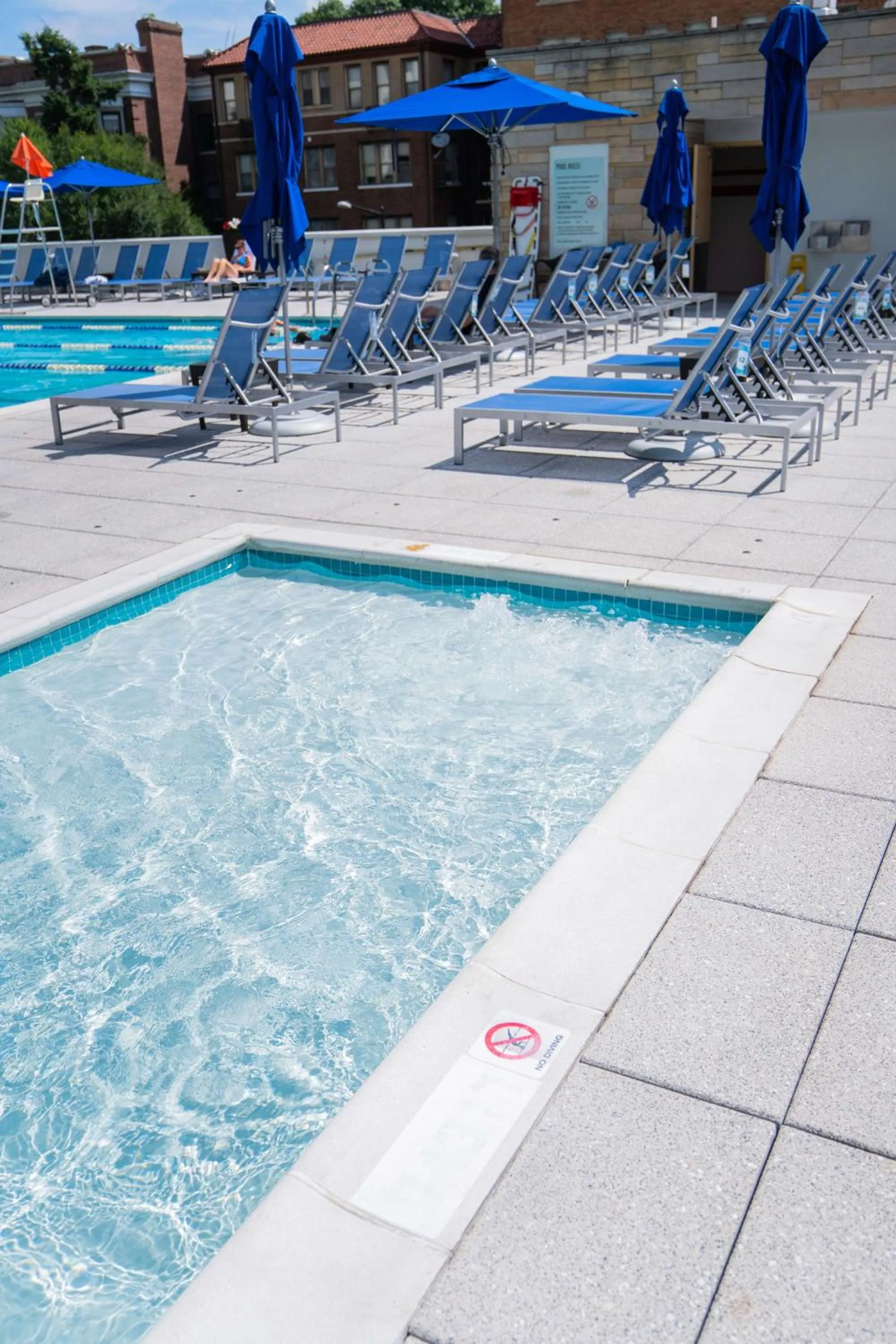 Pool view in Washington Hilton