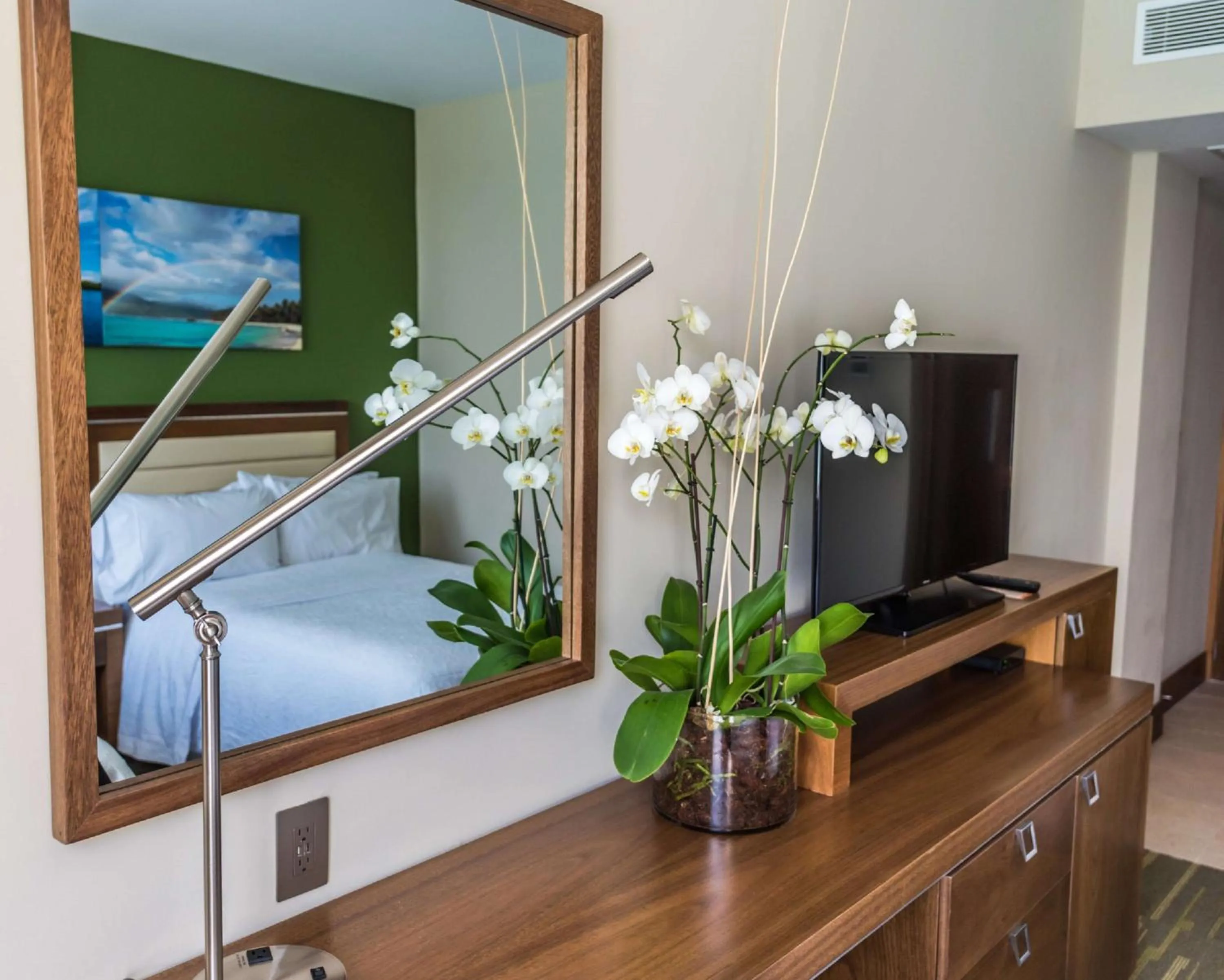 Bedroom, Bed in Hampton By Hilton Santo Domingo Airport