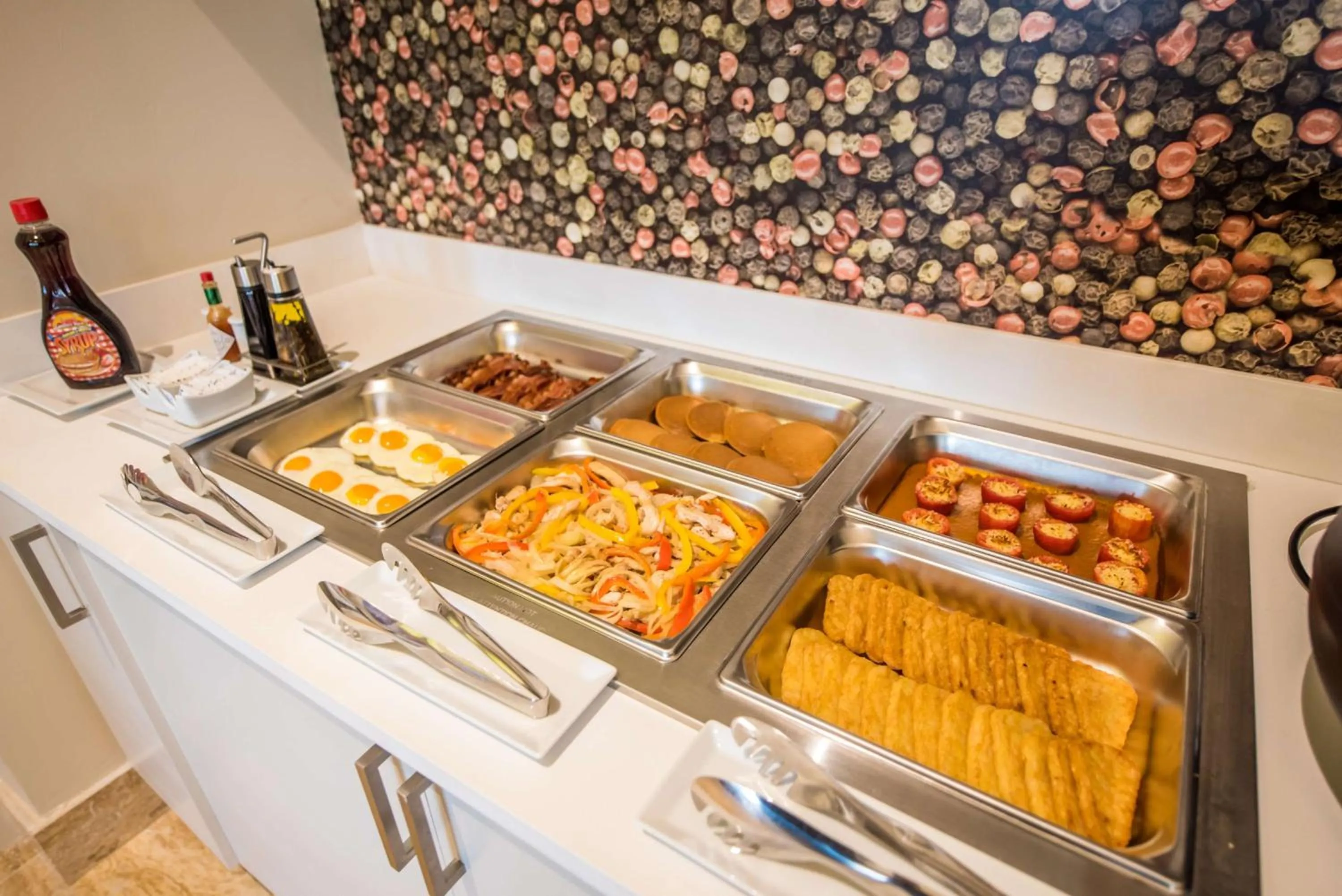 Dining area in Hampton By Hilton Santo Domingo Airport