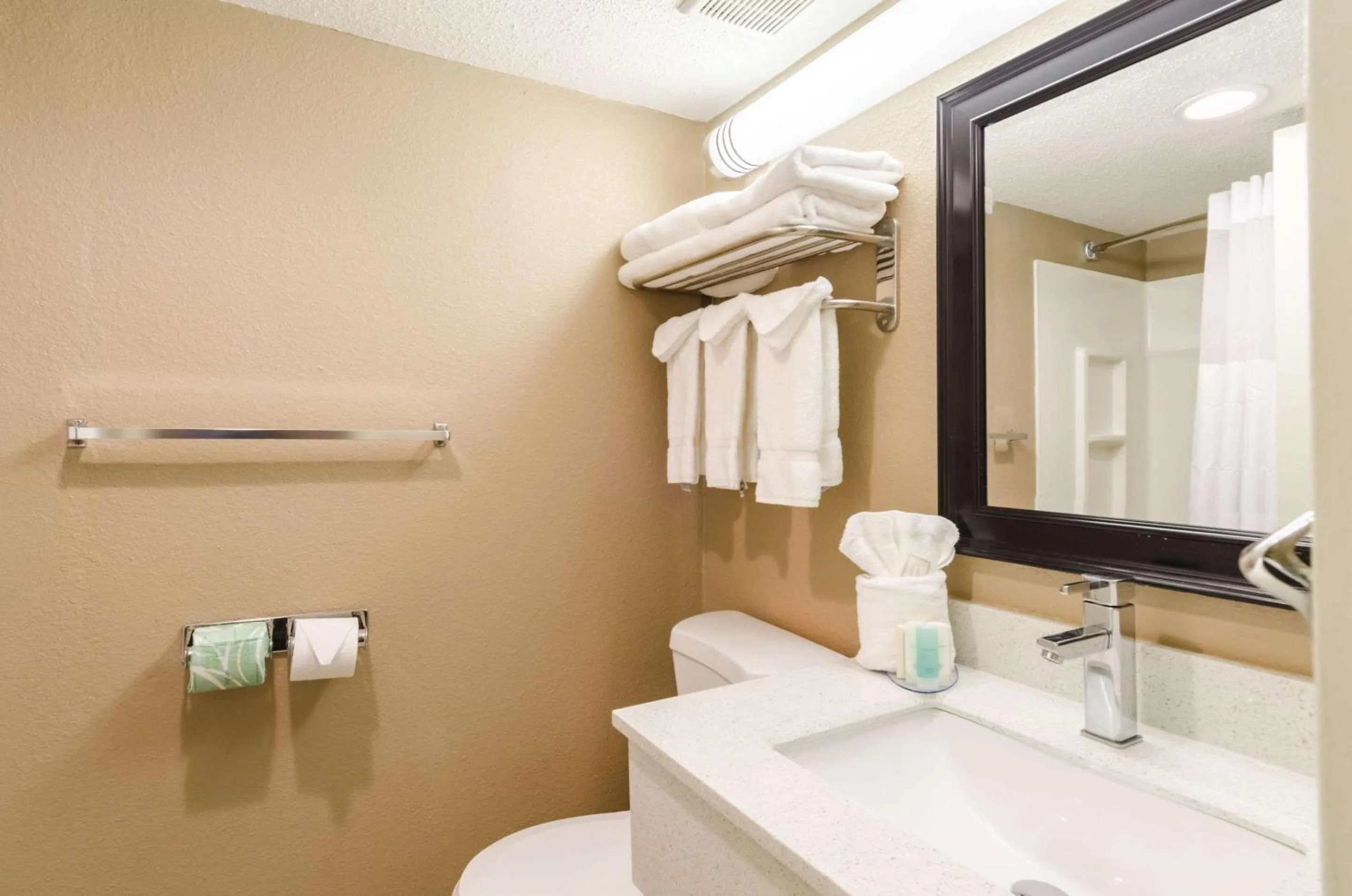 Photo of the whole room, Bathroom in Clarion Hotel Aqua Lagoon Waterpark