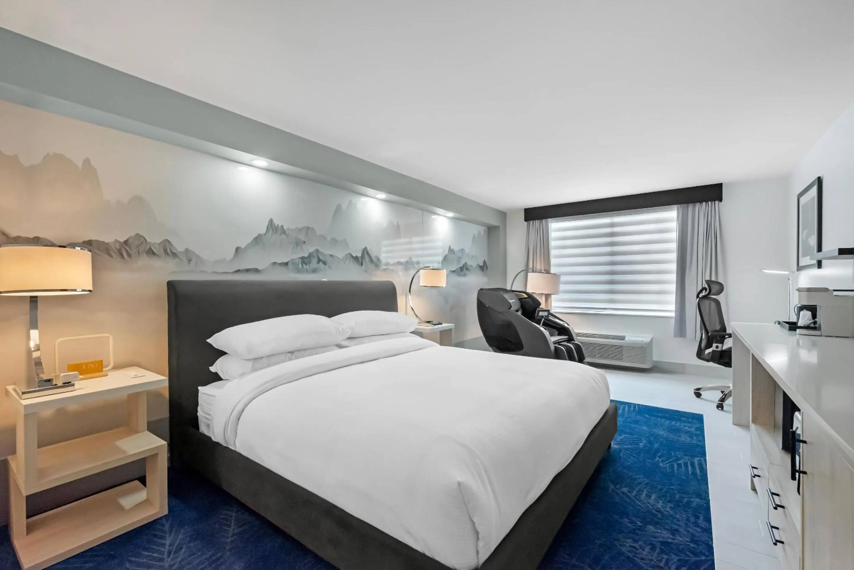 Bedroom, Bed in Blue - A Modern Hotel, an Ascend Collection Hotel