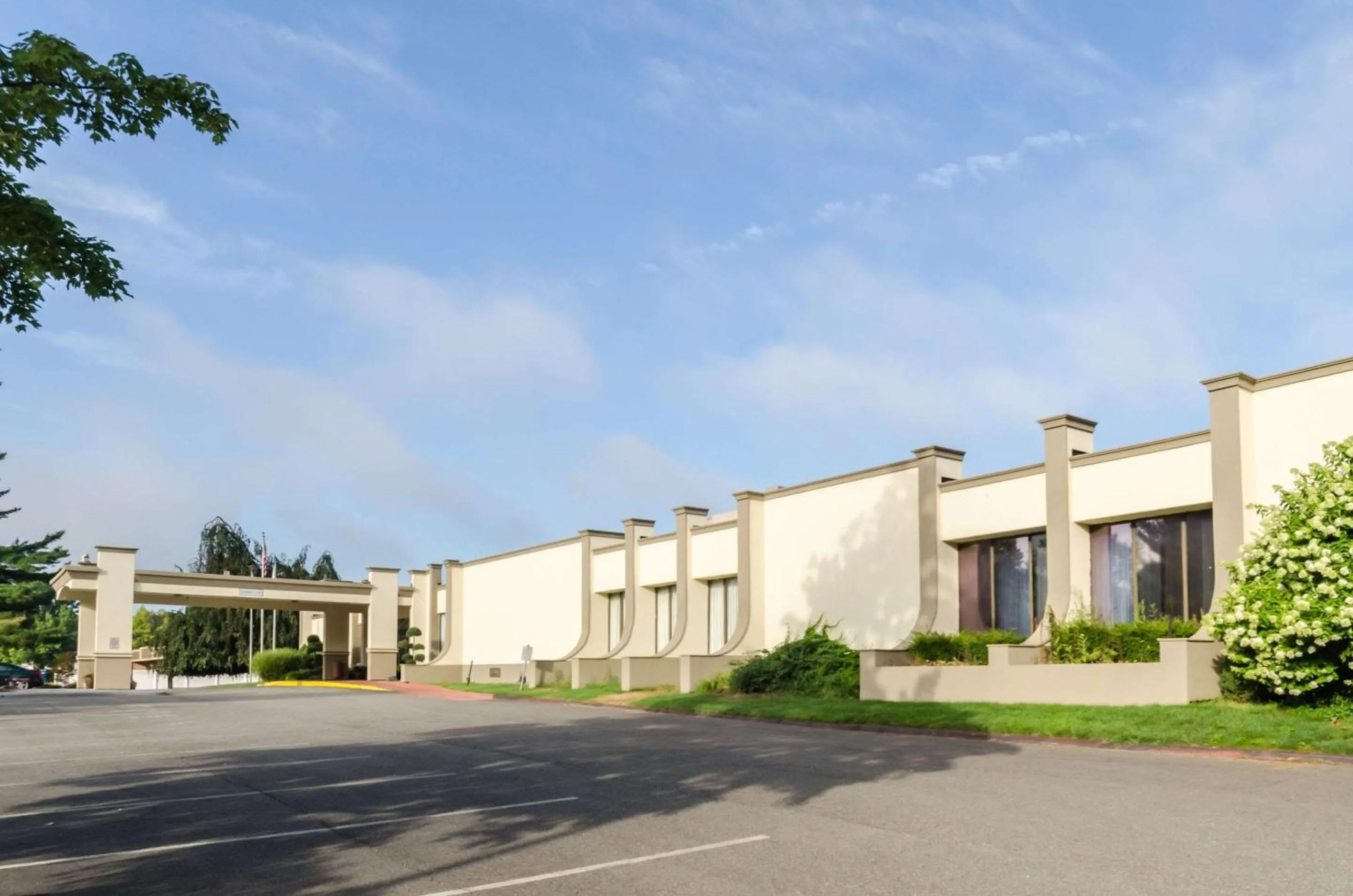 Property Building in Clarion Hotel Aqua Lagoon Waterpark