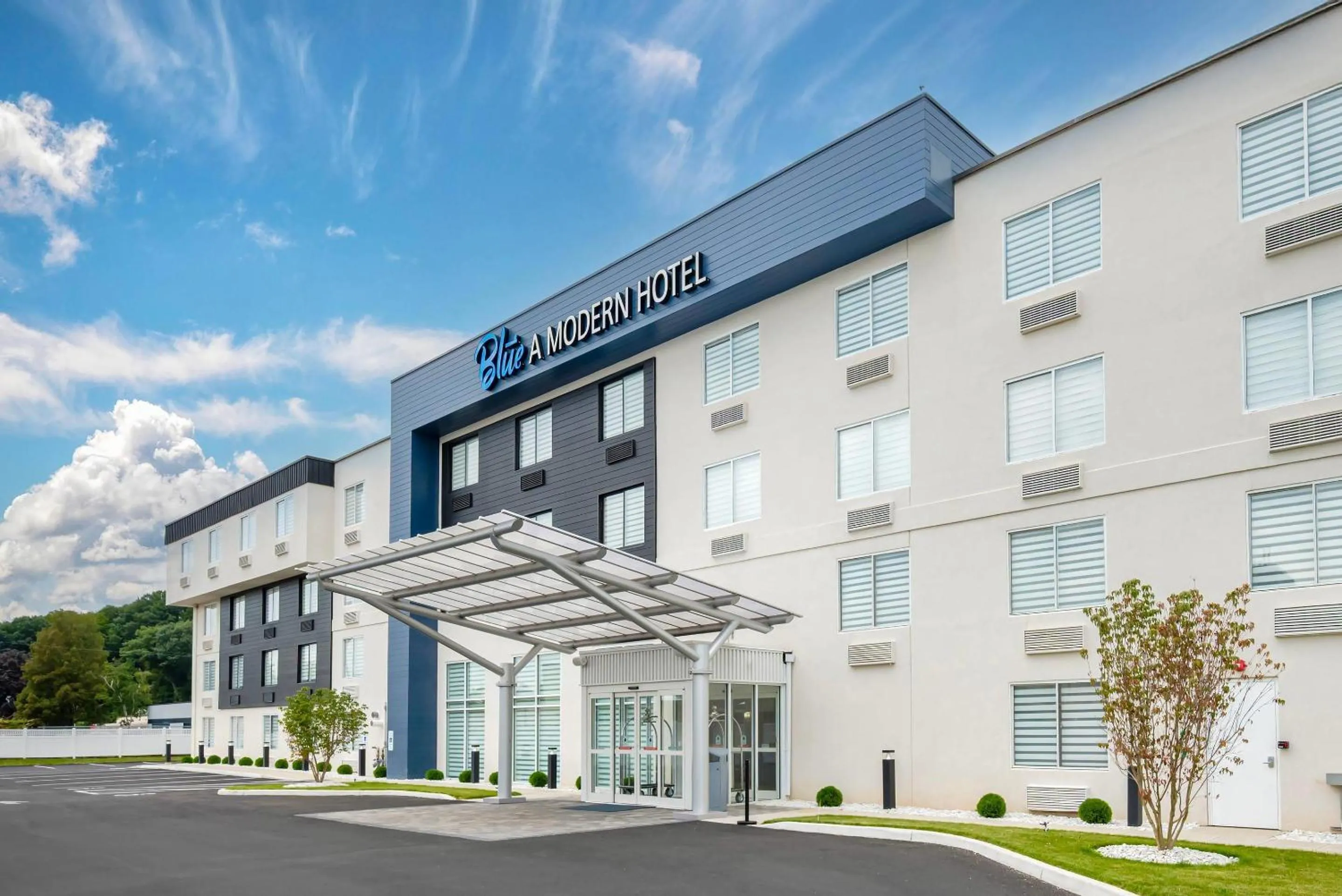 Property building in Blue - A Modern Hotel, an Ascend Collection Hotel