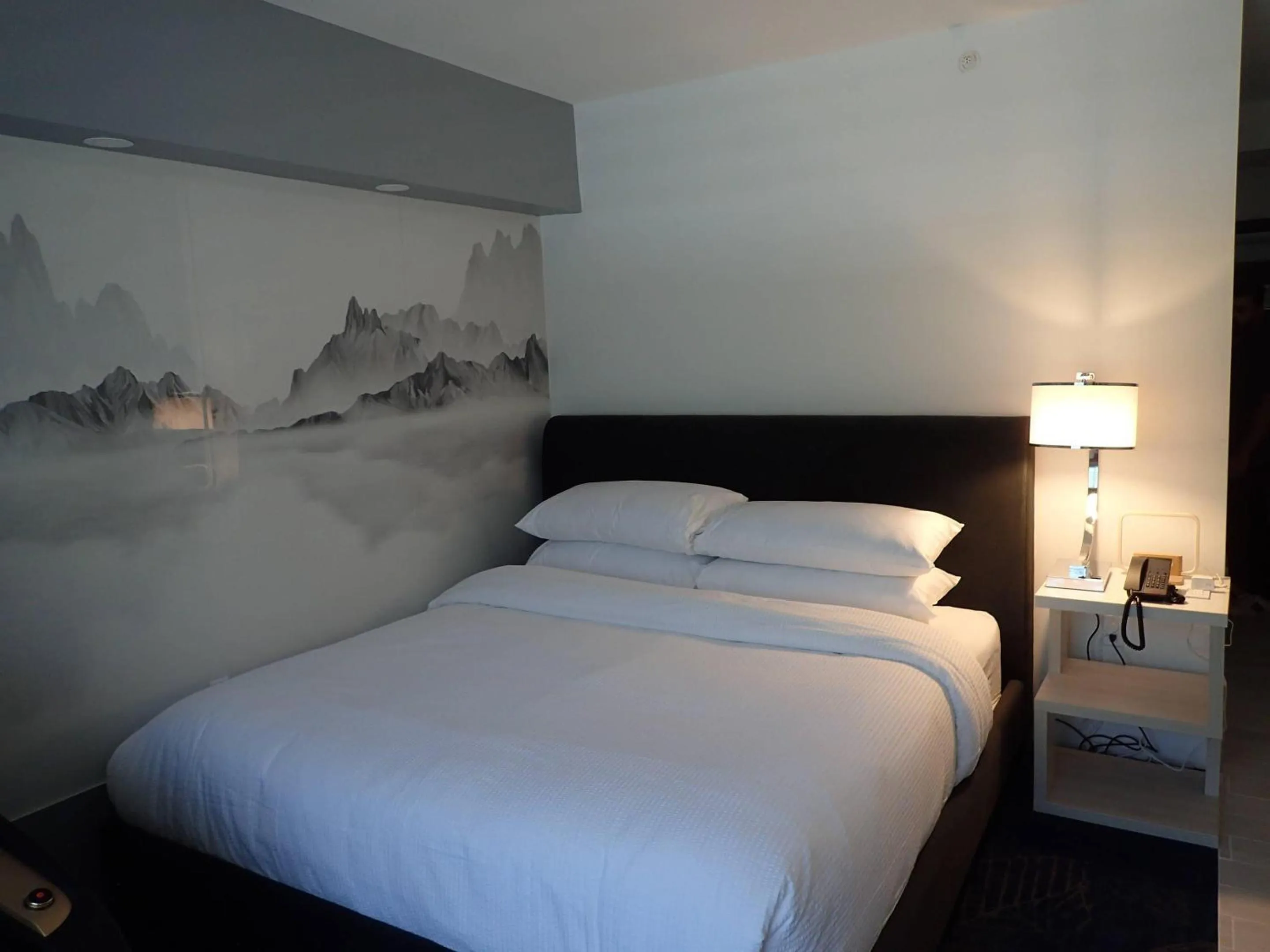 Bedroom, Bed in Blue - A Modern Hotel, an Ascend Collection Hotel
