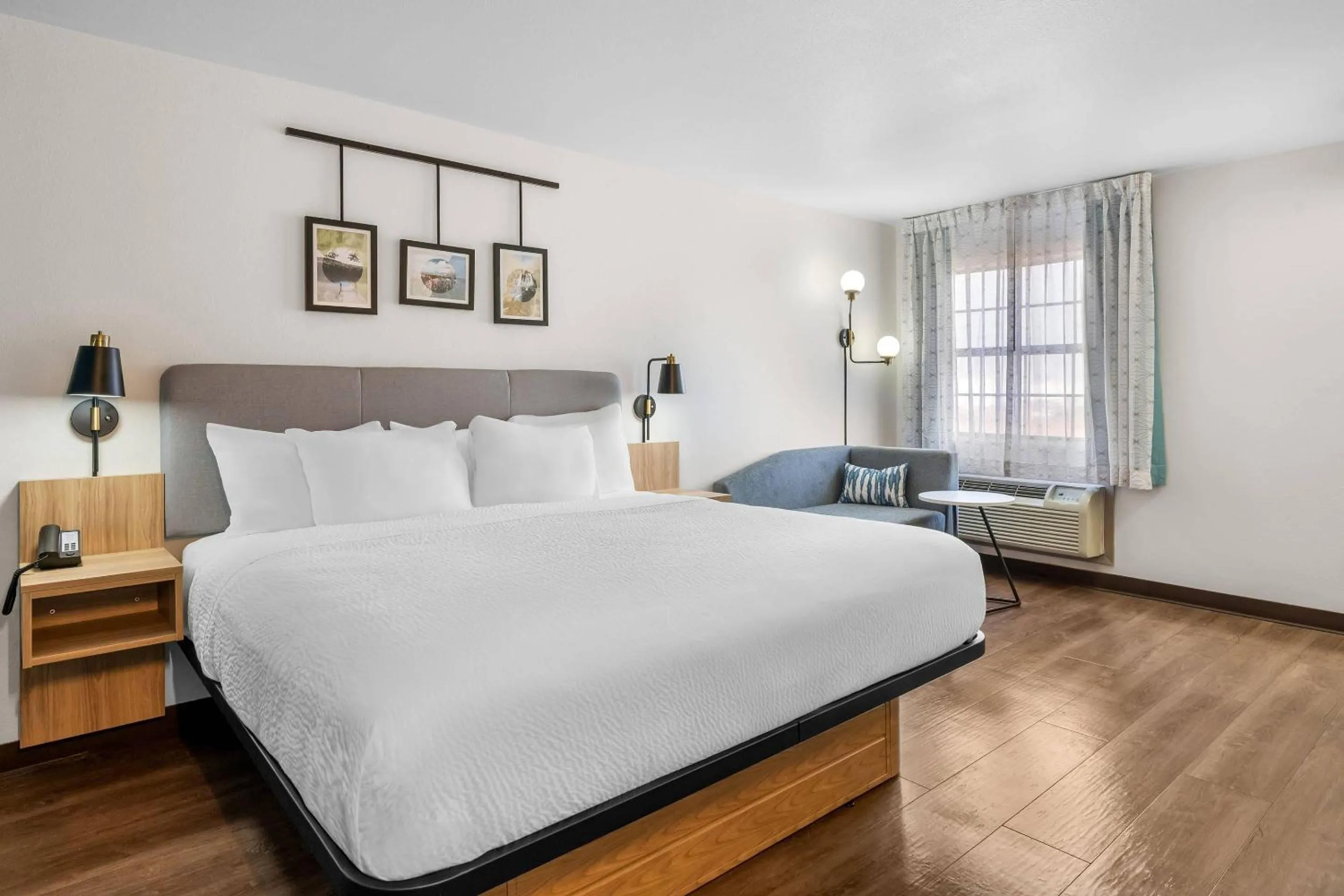 Bedroom, Bed in Sleep Inn & Suites Searcy near University