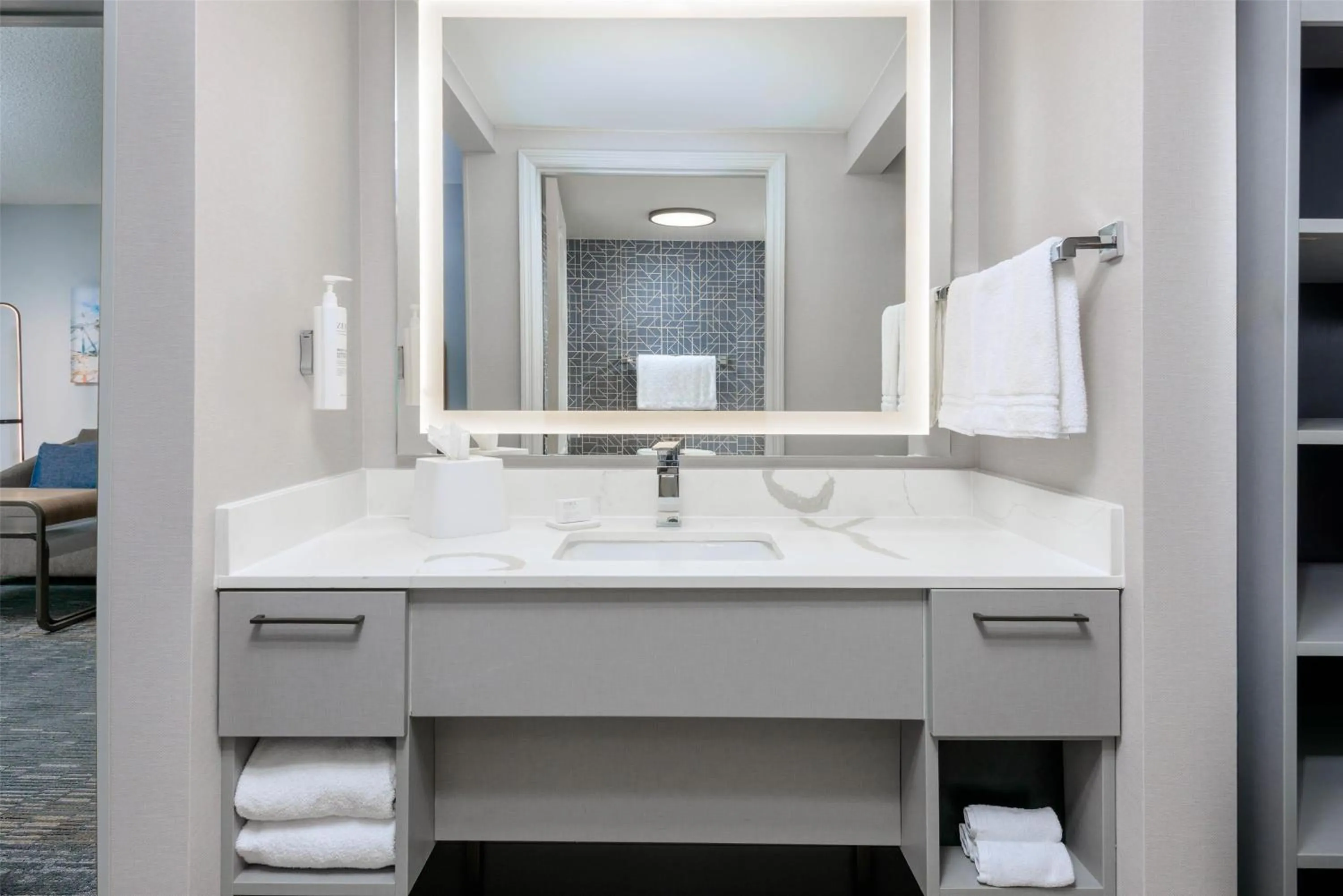 Bathroom in Homewood Suites by Hilton Orlando-UCF Area