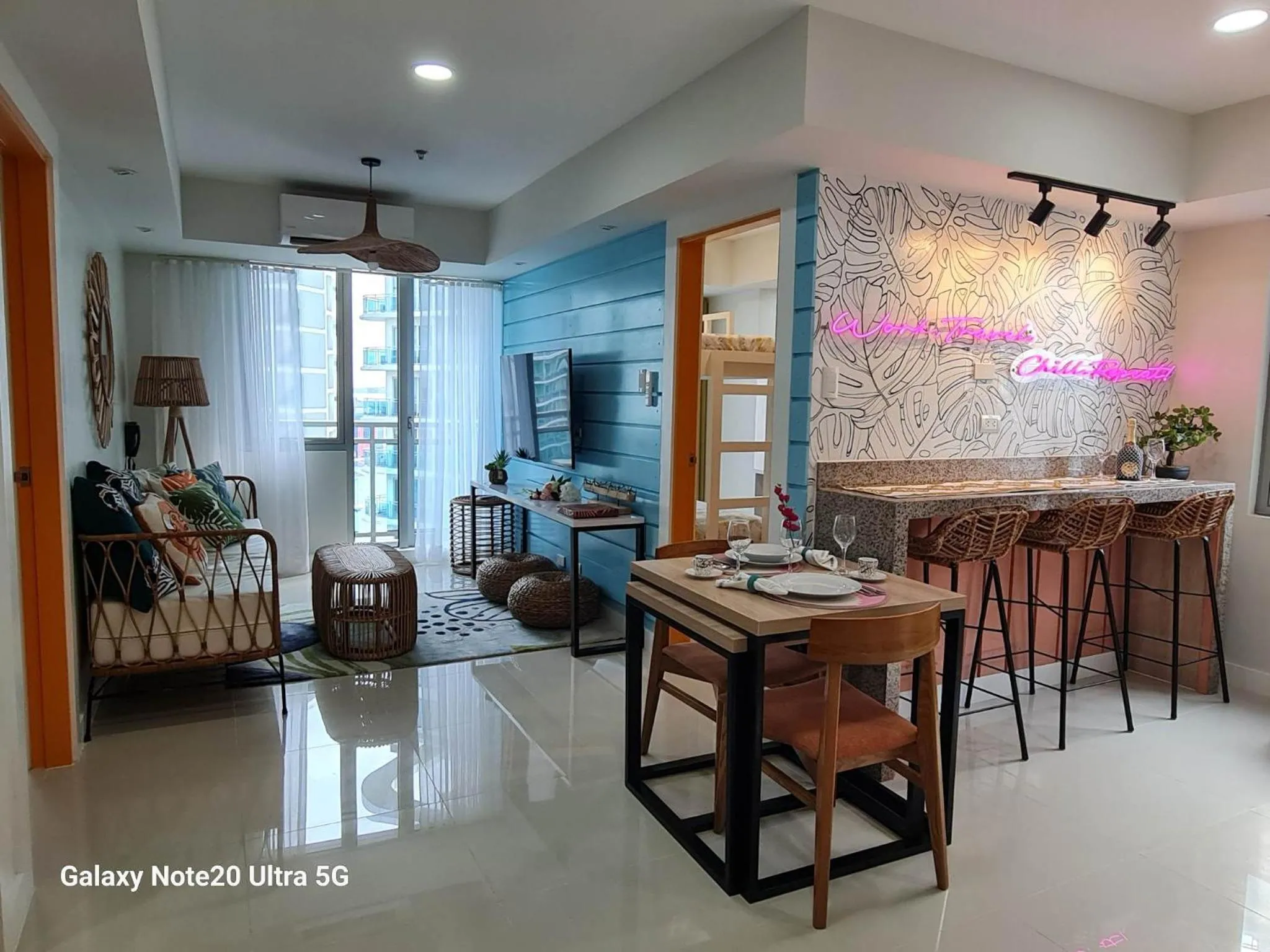 Kitchen or kitchenette in Holiday Escape Philippines