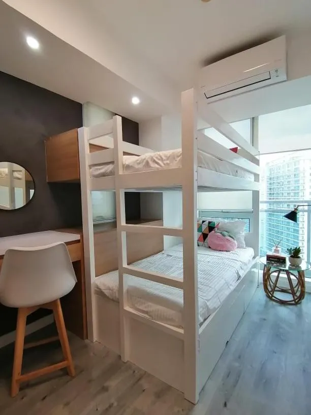 bunk bed, Bed in Holiday Escape Philippines