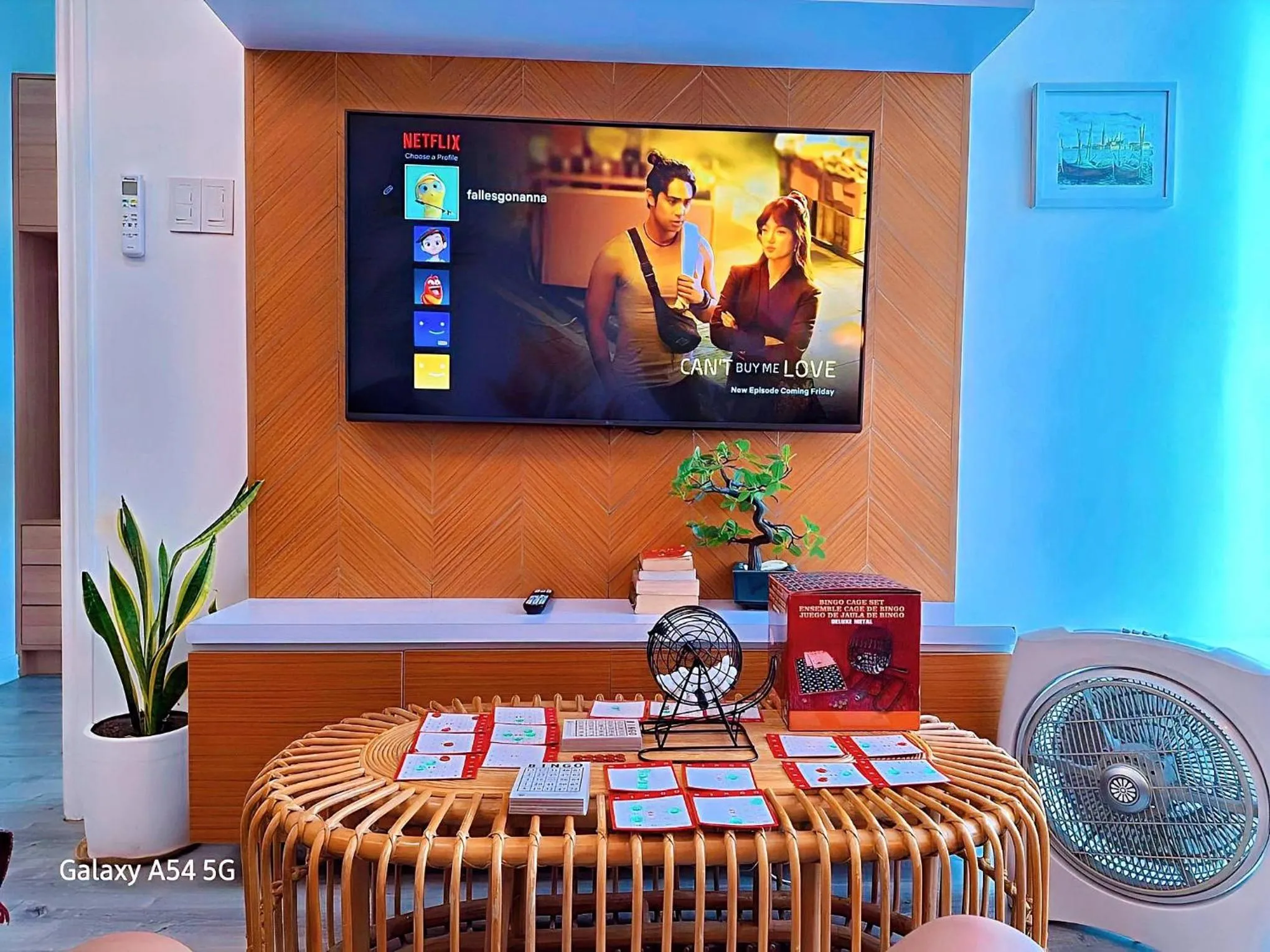 TV and multimedia in Holiday Escape Philippines