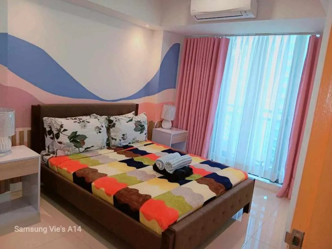 Bed in Holiday Escape Philippines