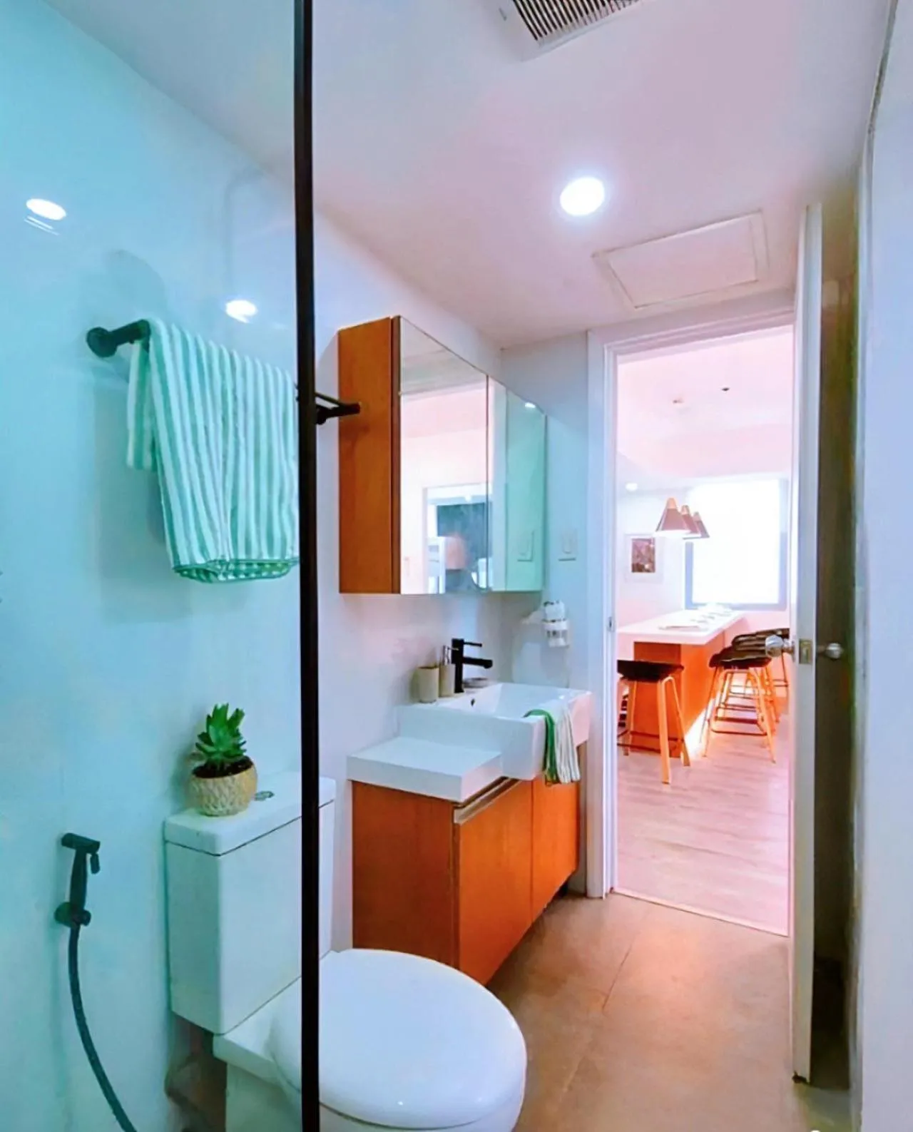 Shower in Holiday Escape Philippines
