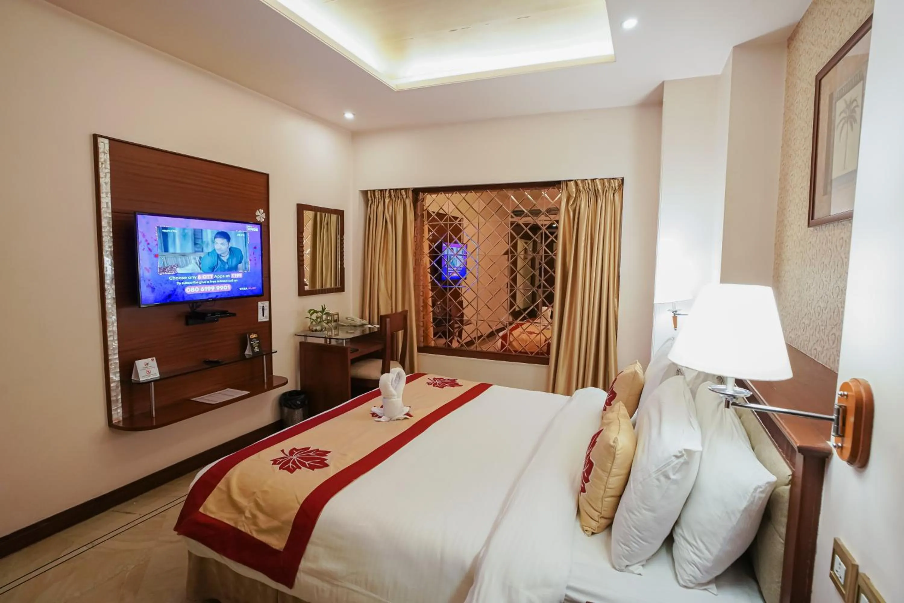 Guests, Bed in Clarion Bella Casa at Airport