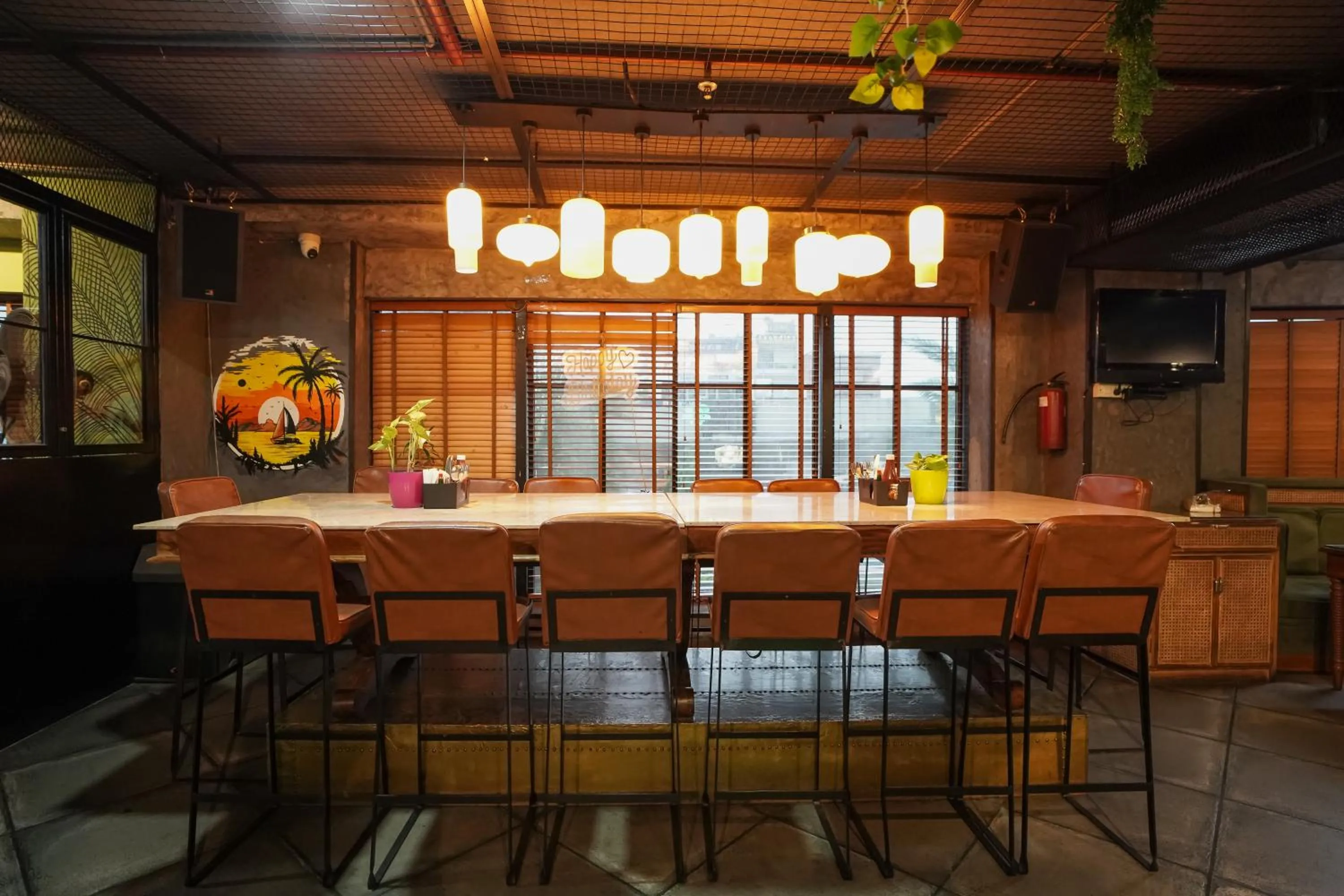 Restaurant/places to eat in Clarion Bella Casa at Airport