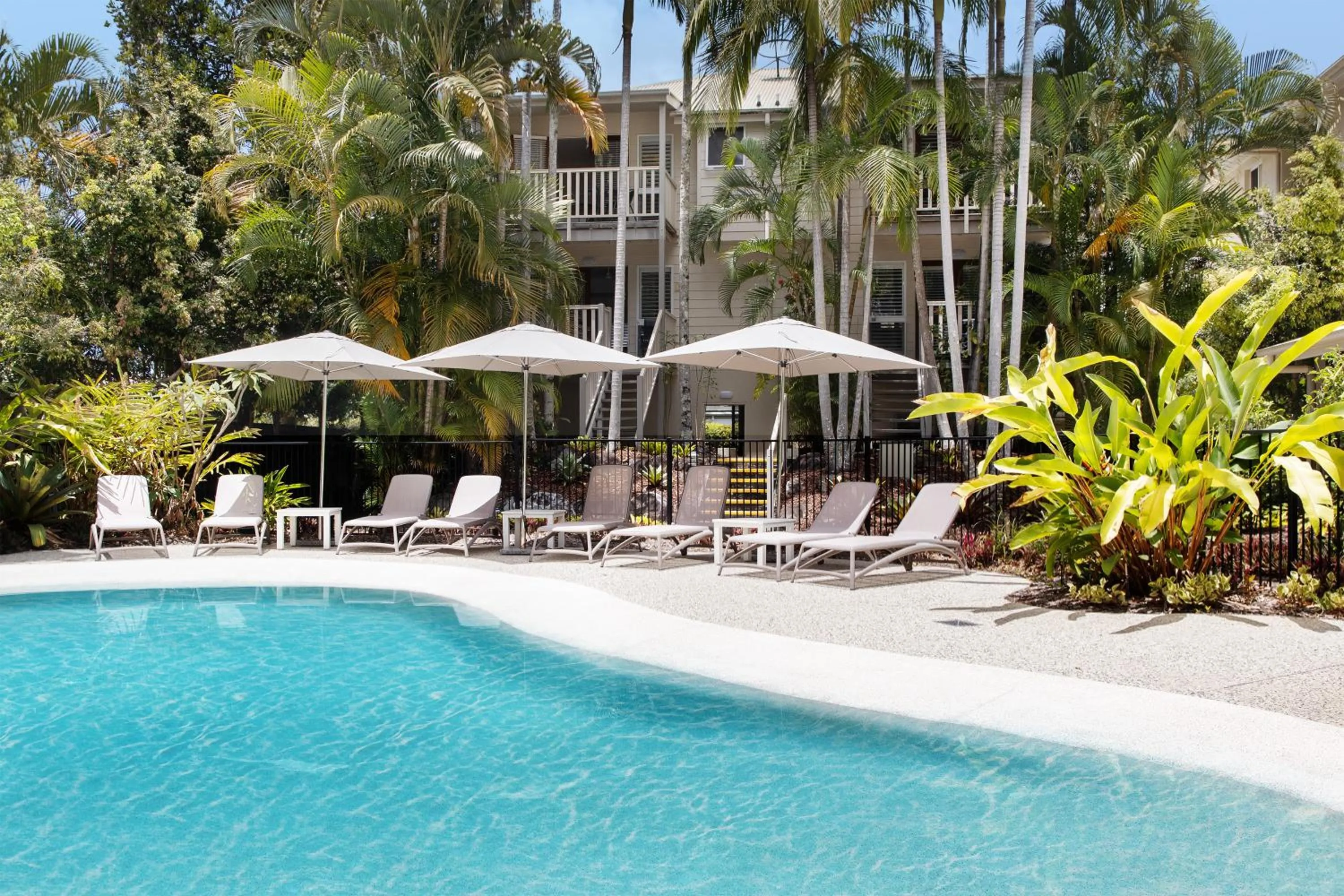 Swimming pool in Sunset Cove Noosa