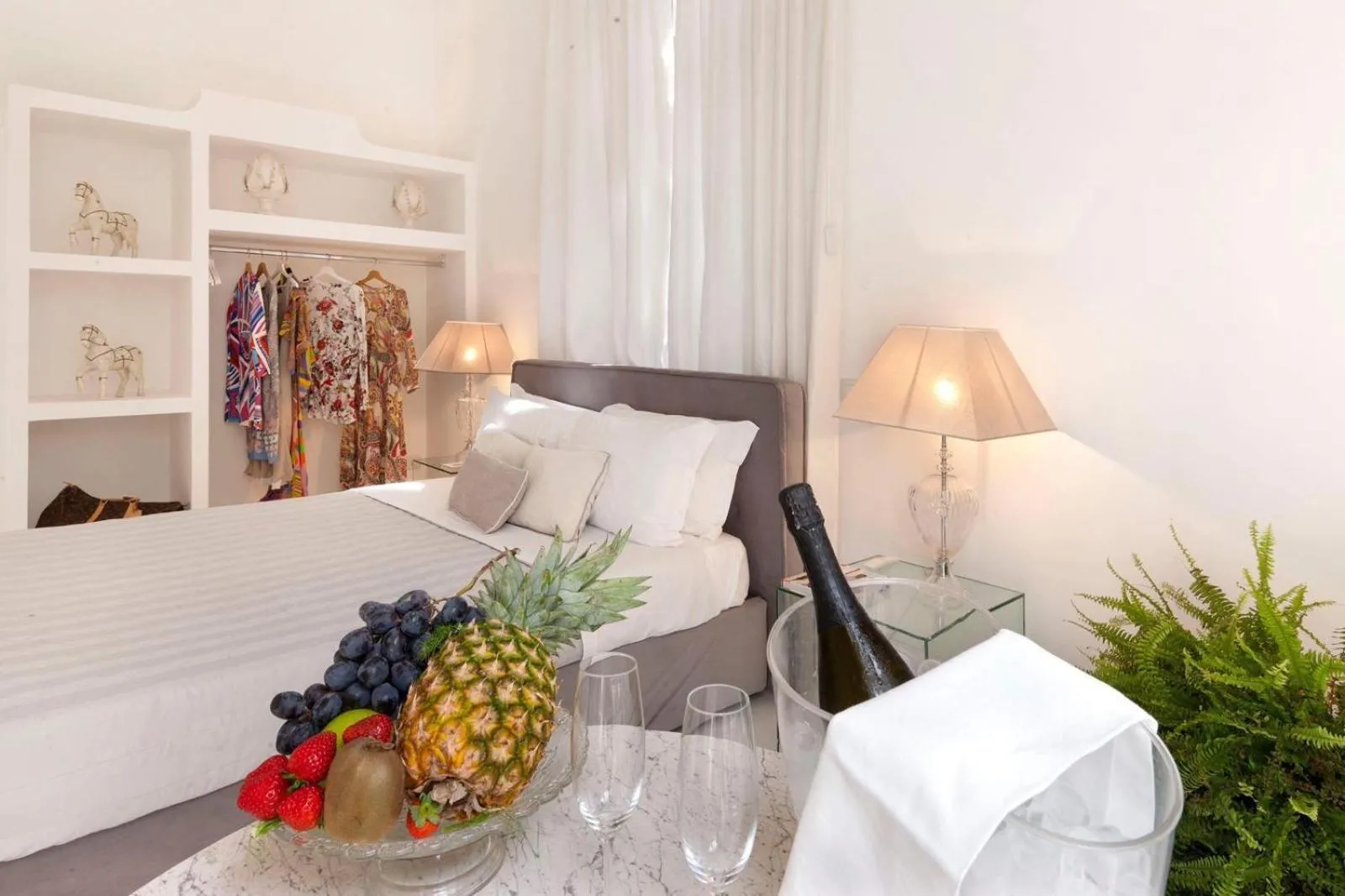 Bedroom, Bed in Villa Silvana Relais