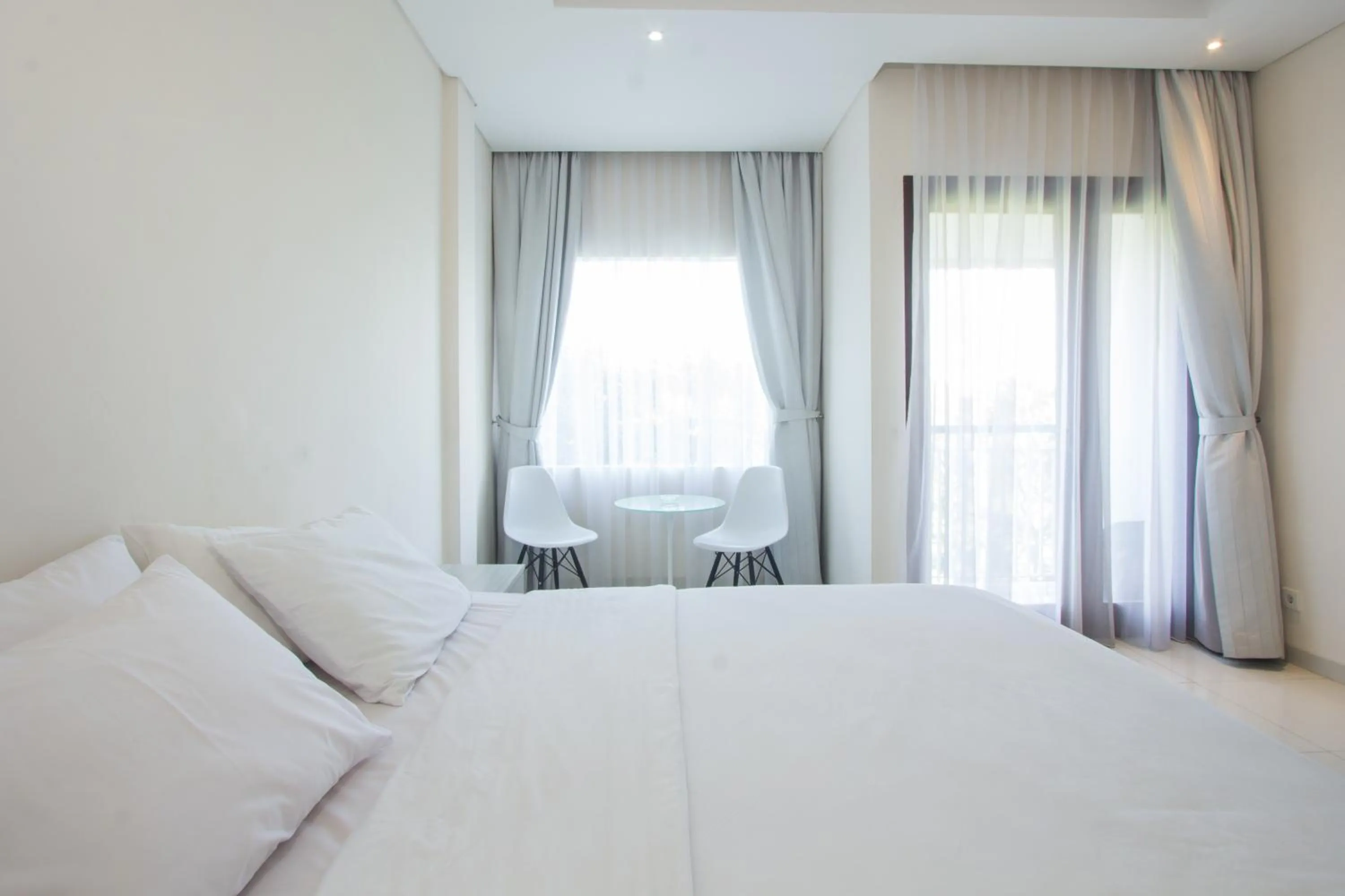 Bedroom, Bed in Soraya Apartment Seminyak