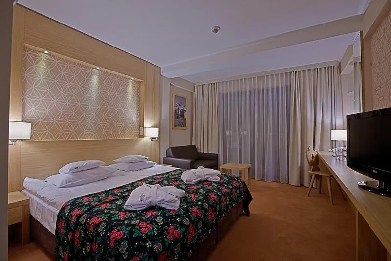 Bed in Hotel BUKOVINA