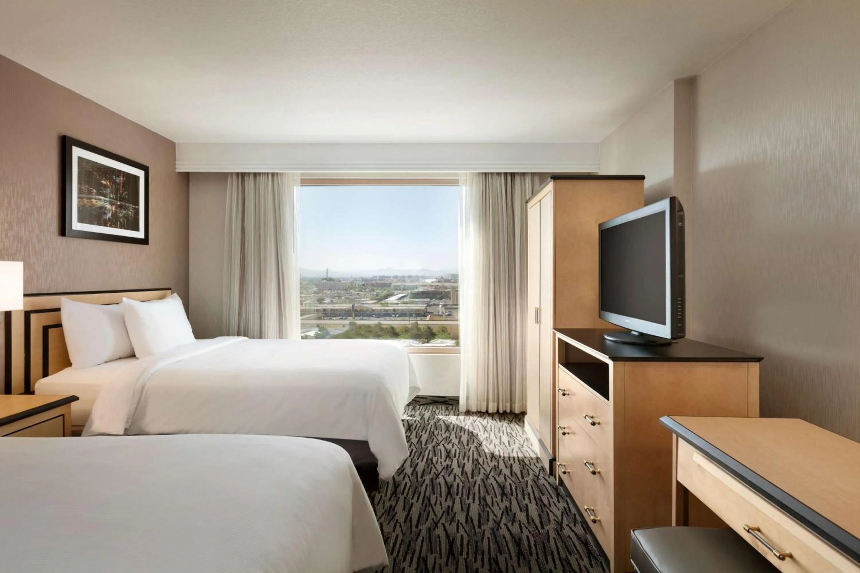 Bedroom, Bed in Embassy Suites by Hilton Convention Center Las Vegas