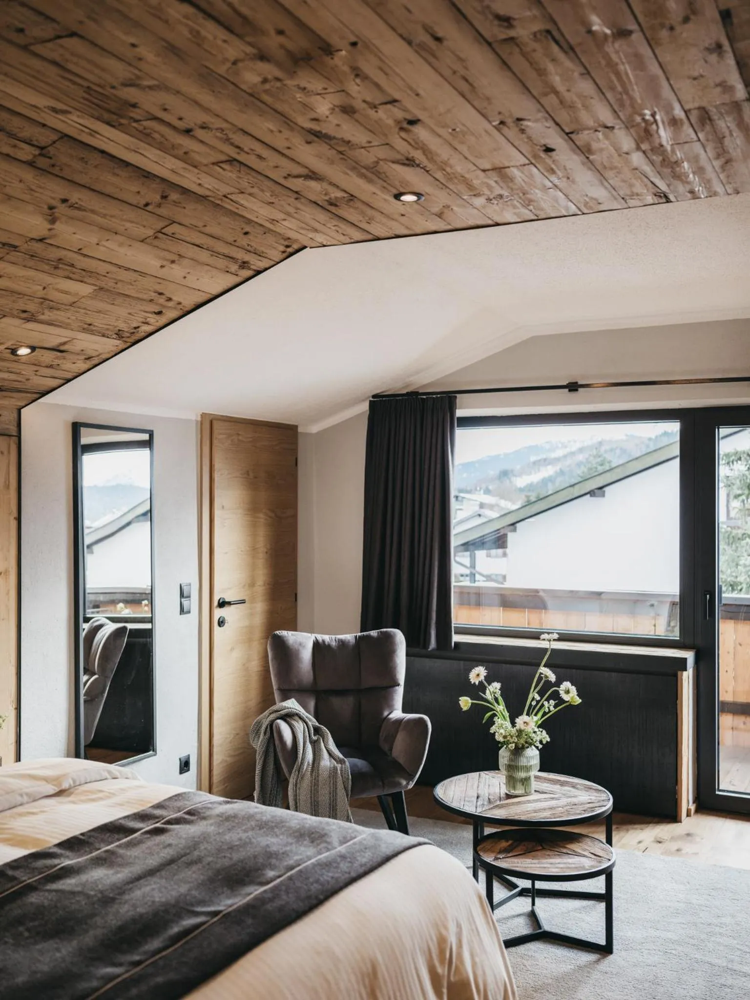 Photo of the whole room, Bed in VAYA Seefeld