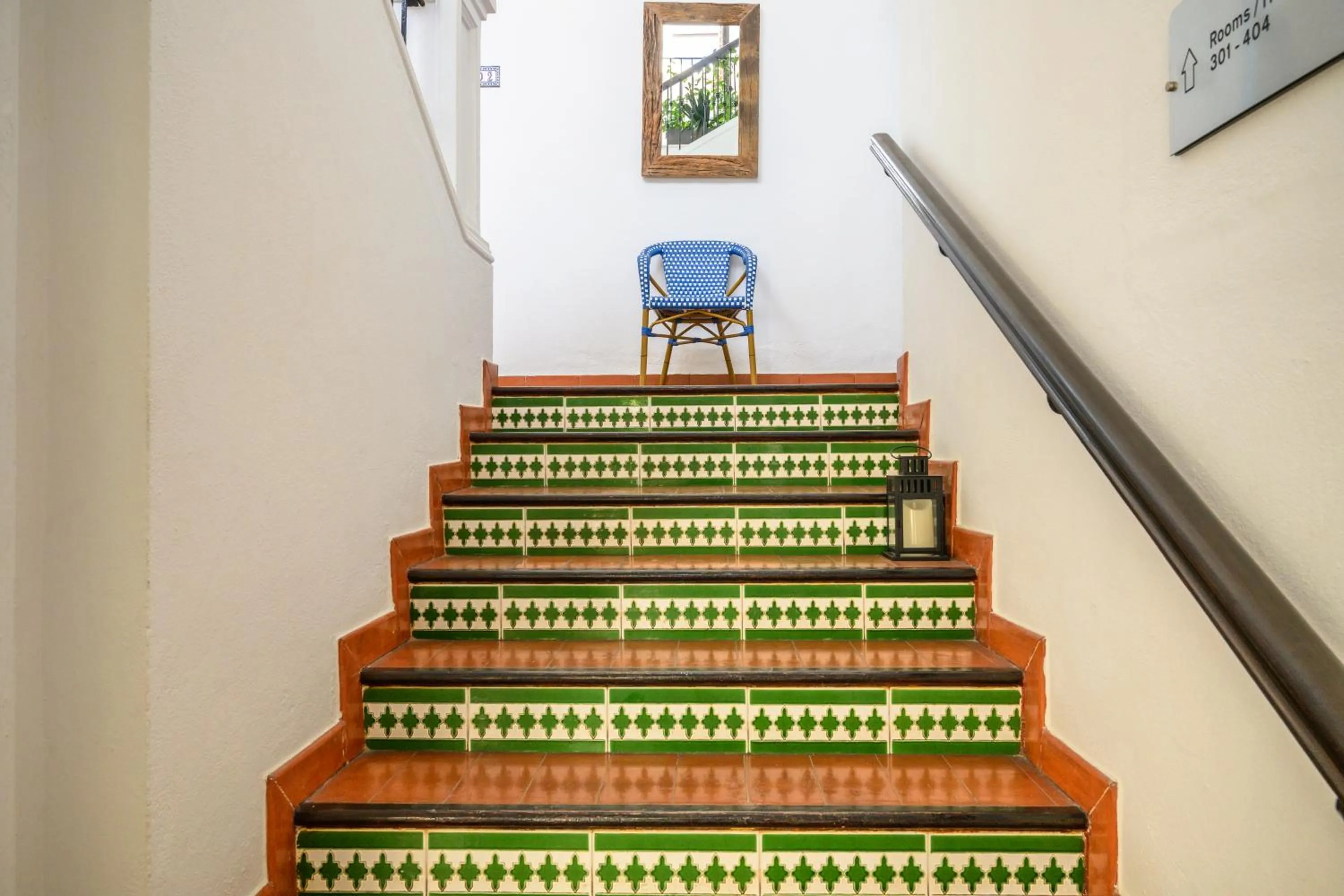 Property building in Hotel La Fonda