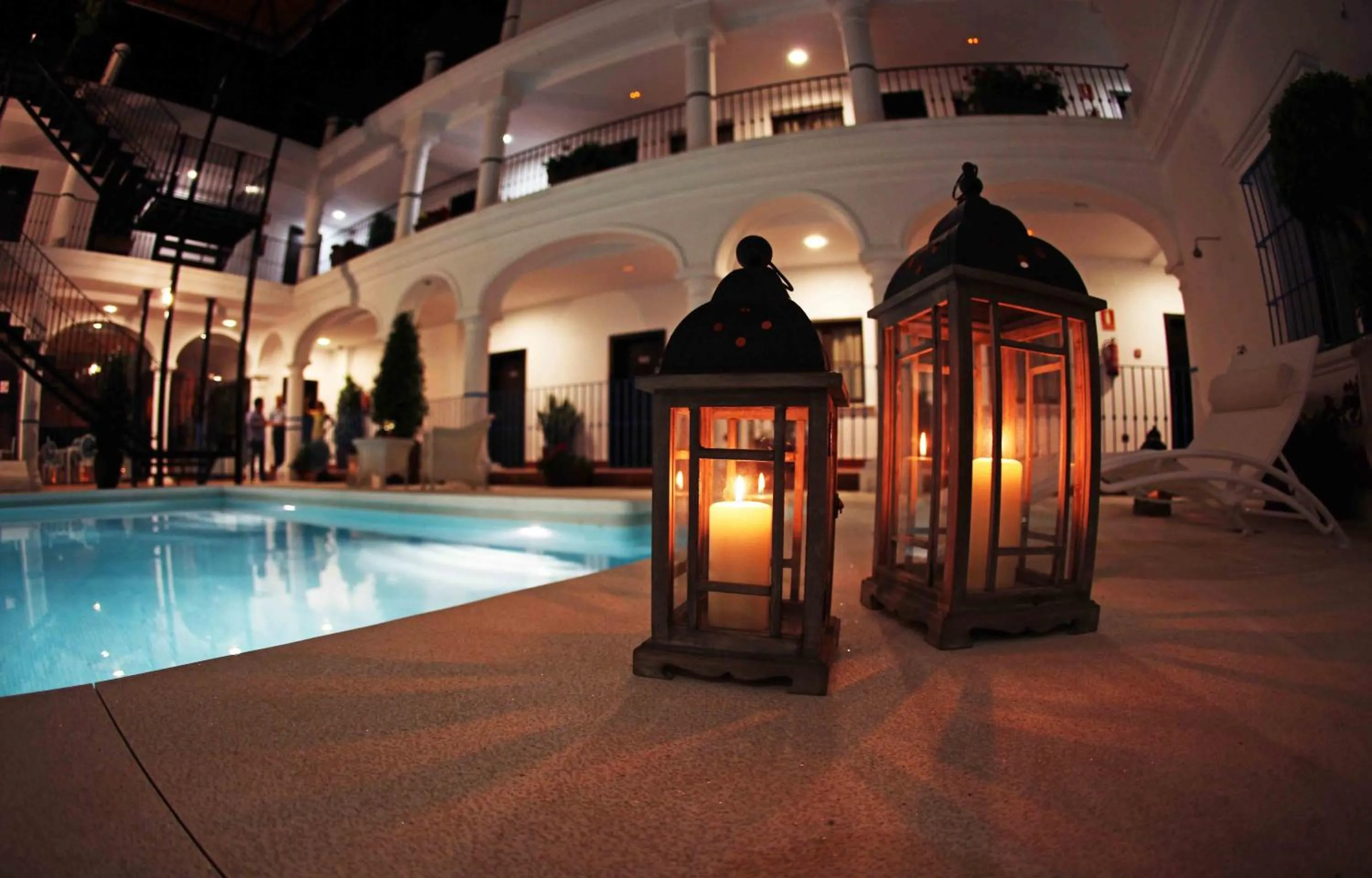 Swimming pool in Hotel La Fonda