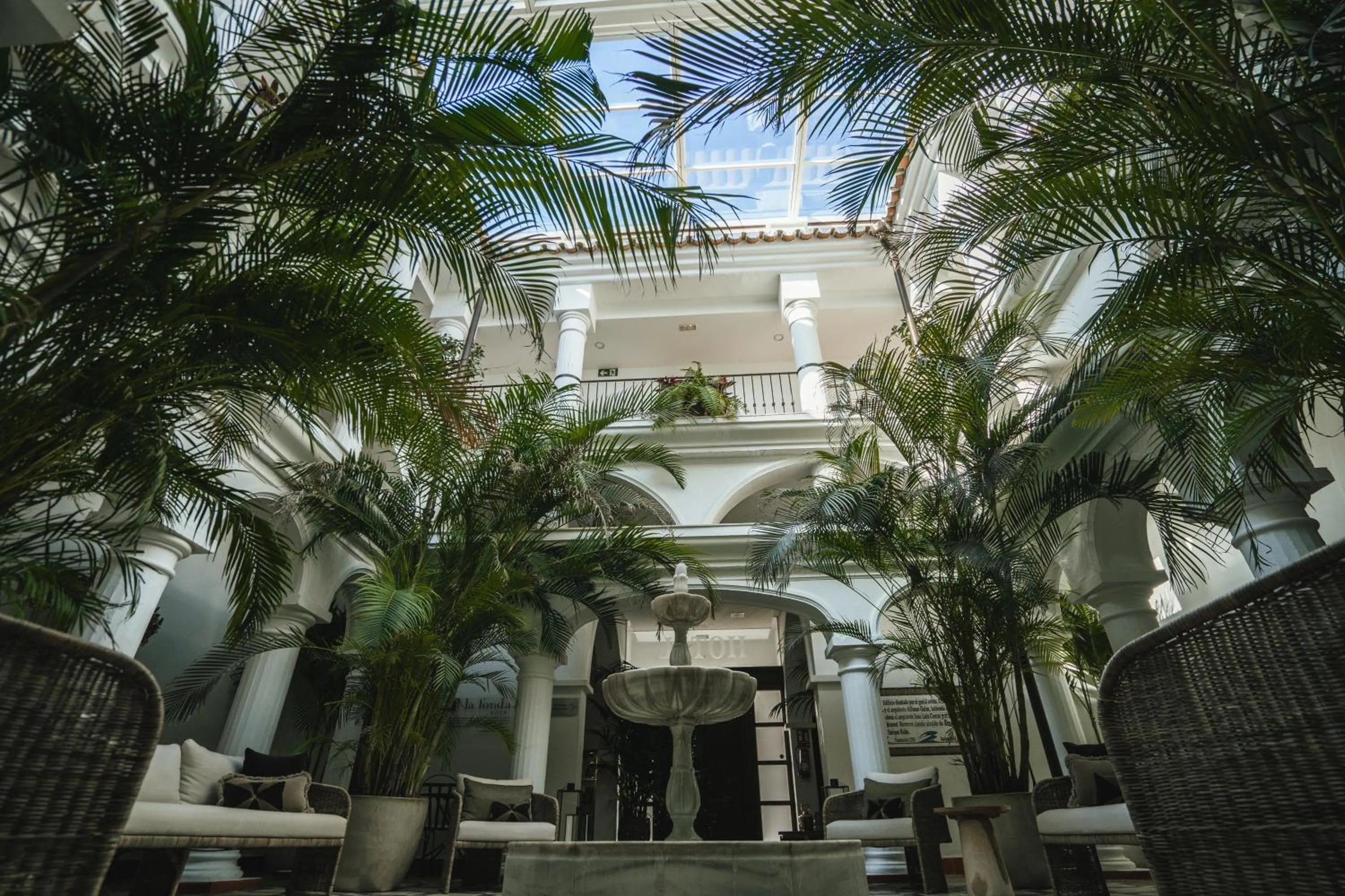 Property building in Hotel La Fonda