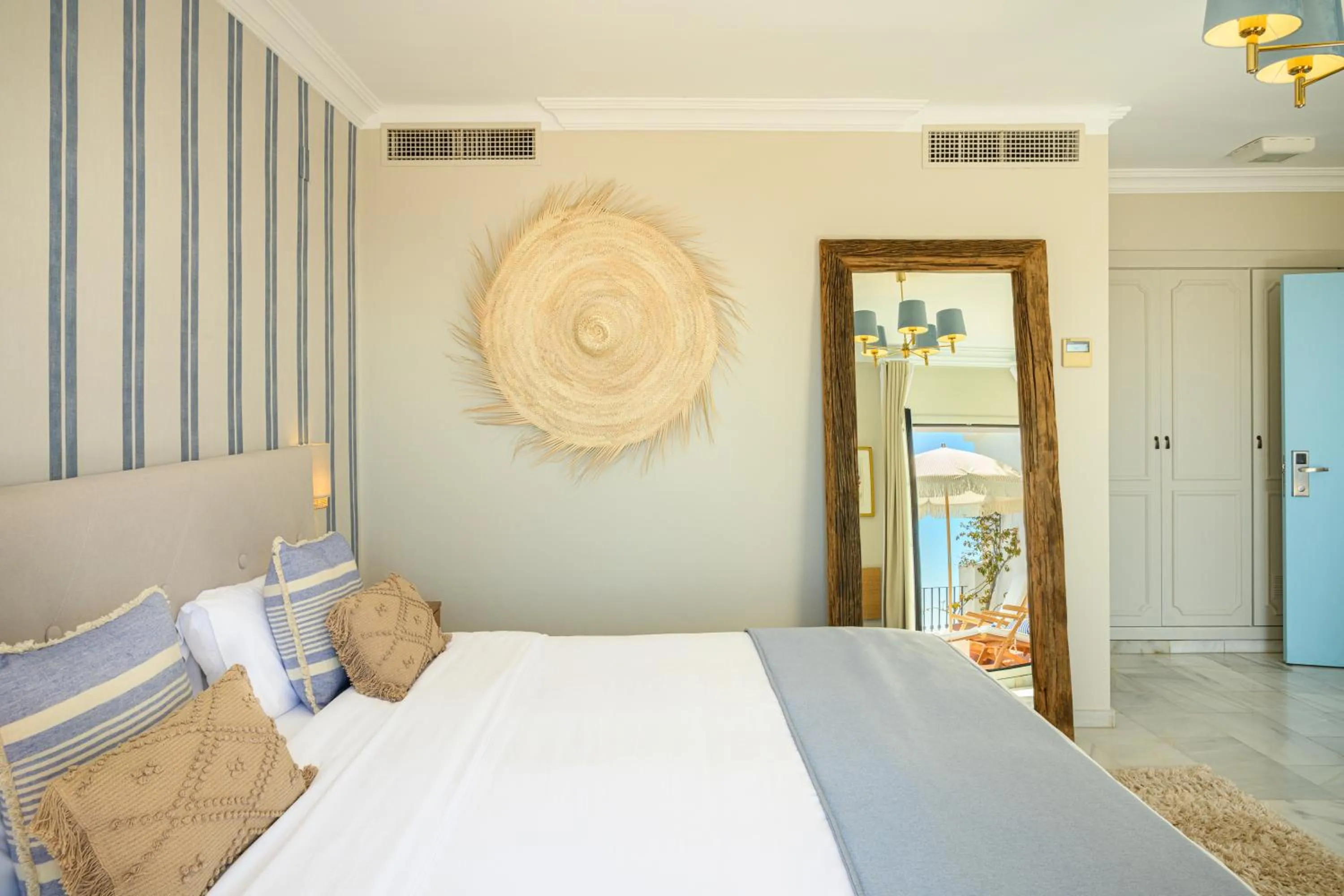 Photo of the whole room, Bed in Hotel La Fonda