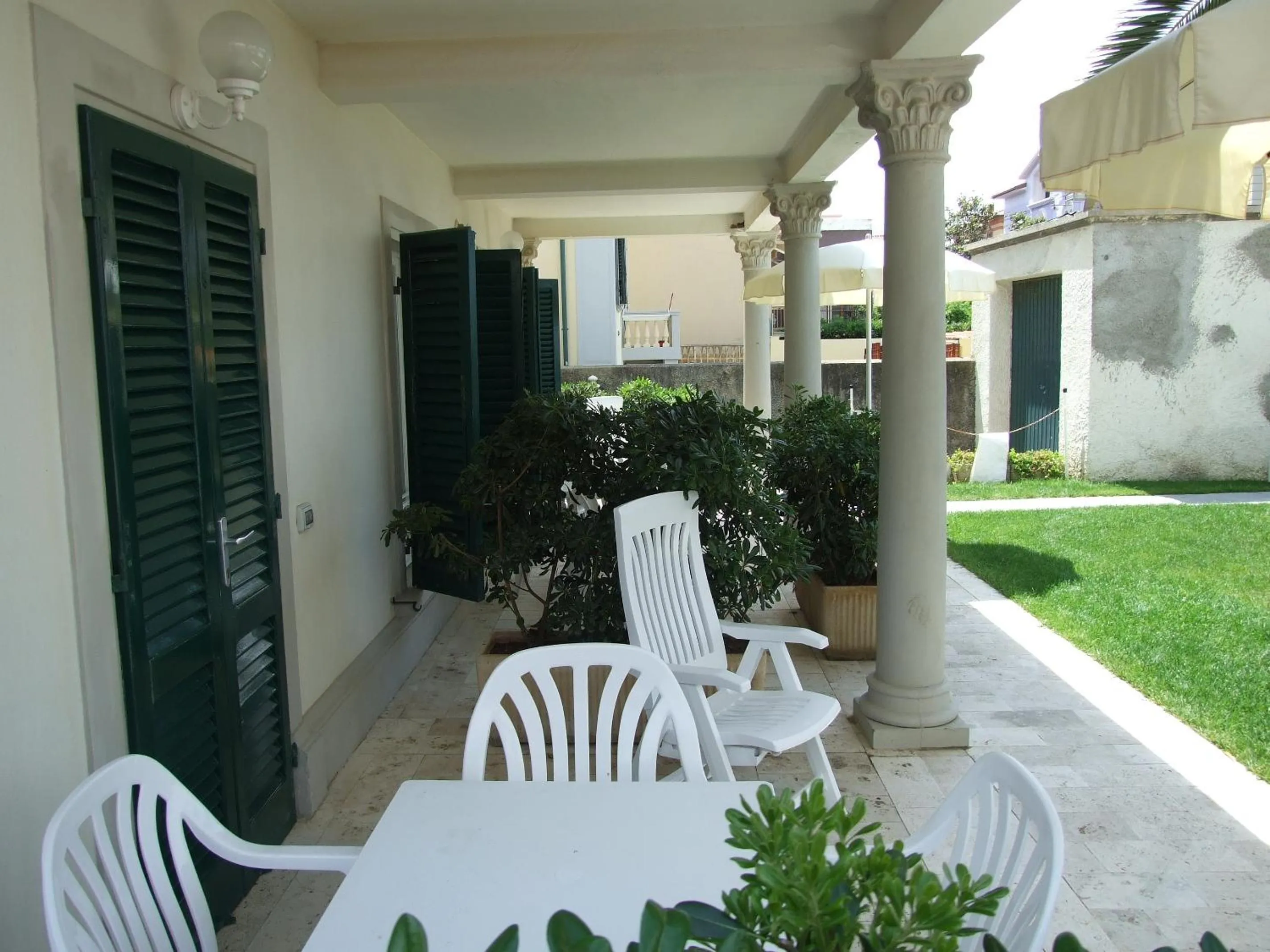 Patio in Residence Villa Piani