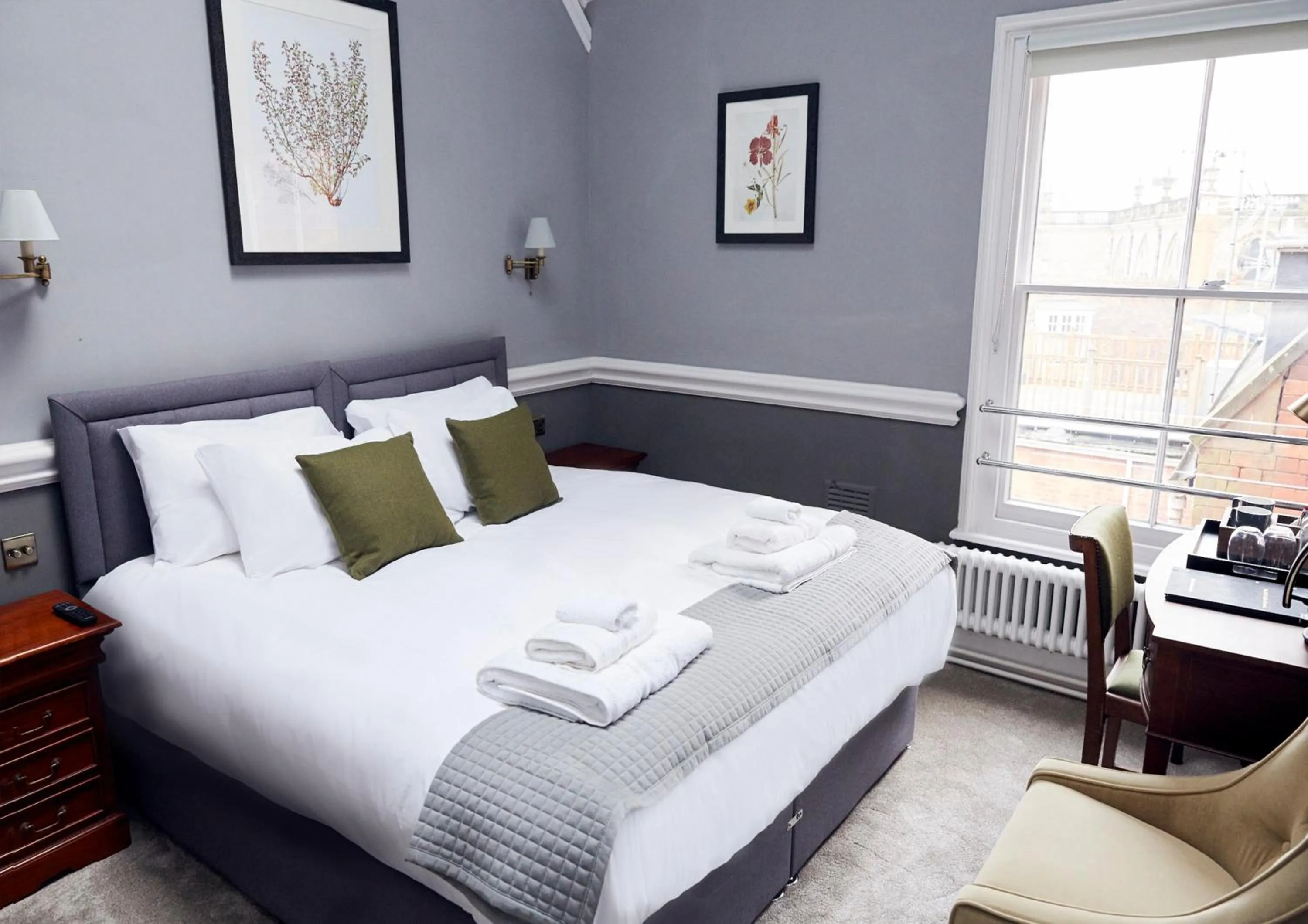 Bed in The Old Coffee Tavern