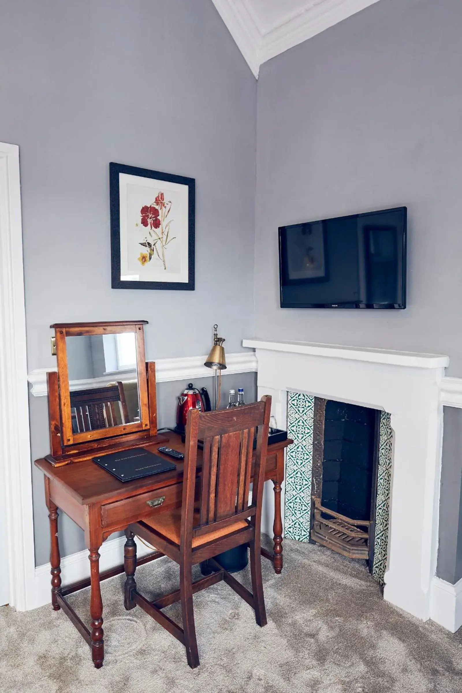 Family Room - single occupancy in The Old Coffee Tavern Family Room - single occupancy in The Old Coffee Tavern